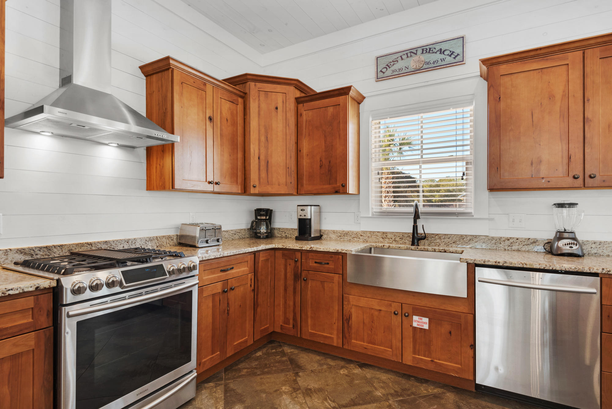 CRYSTAL BEACH - Residential