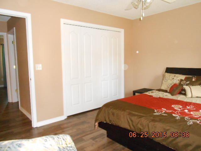 THE PINES - Residential