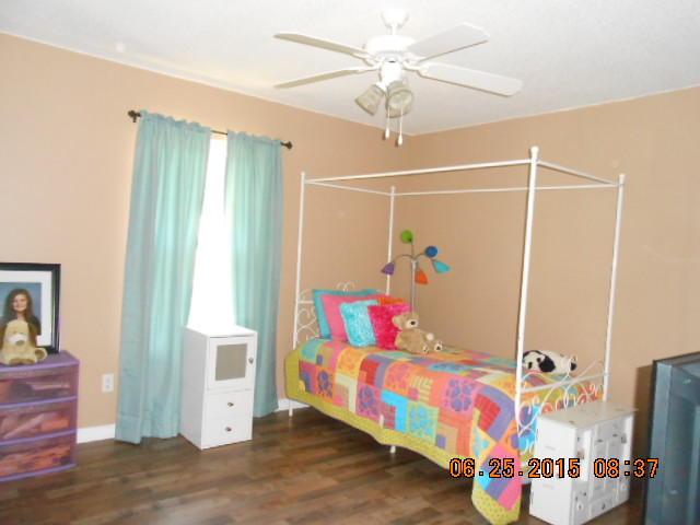 THE PINES - Residential