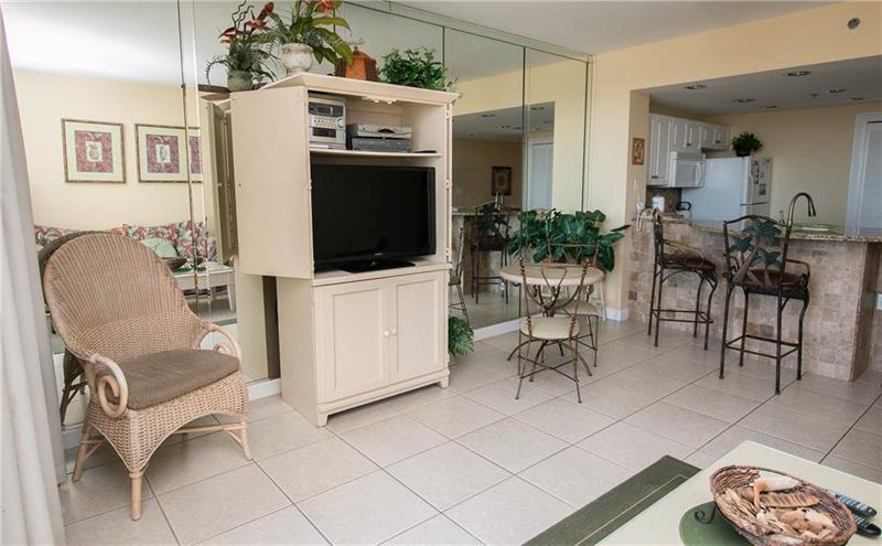 STERLING SHORES Condominium - Residential