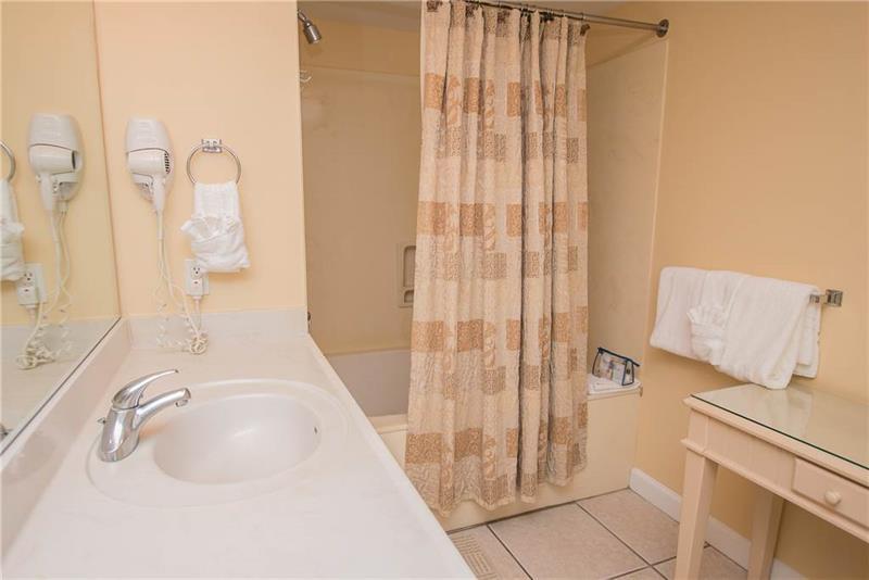 STERLING SHORES Condominium - Residential