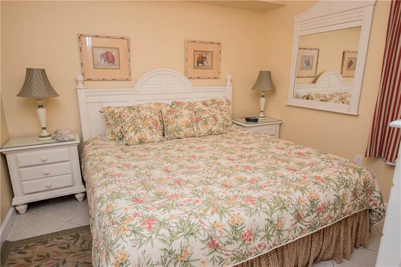 STERLING SHORES Condominium - Residential