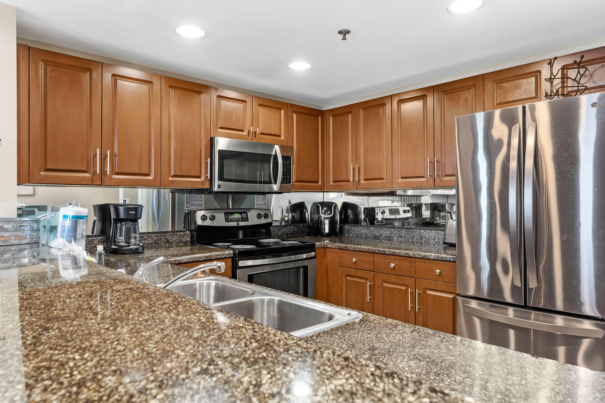 STERLING SHORES - Residential