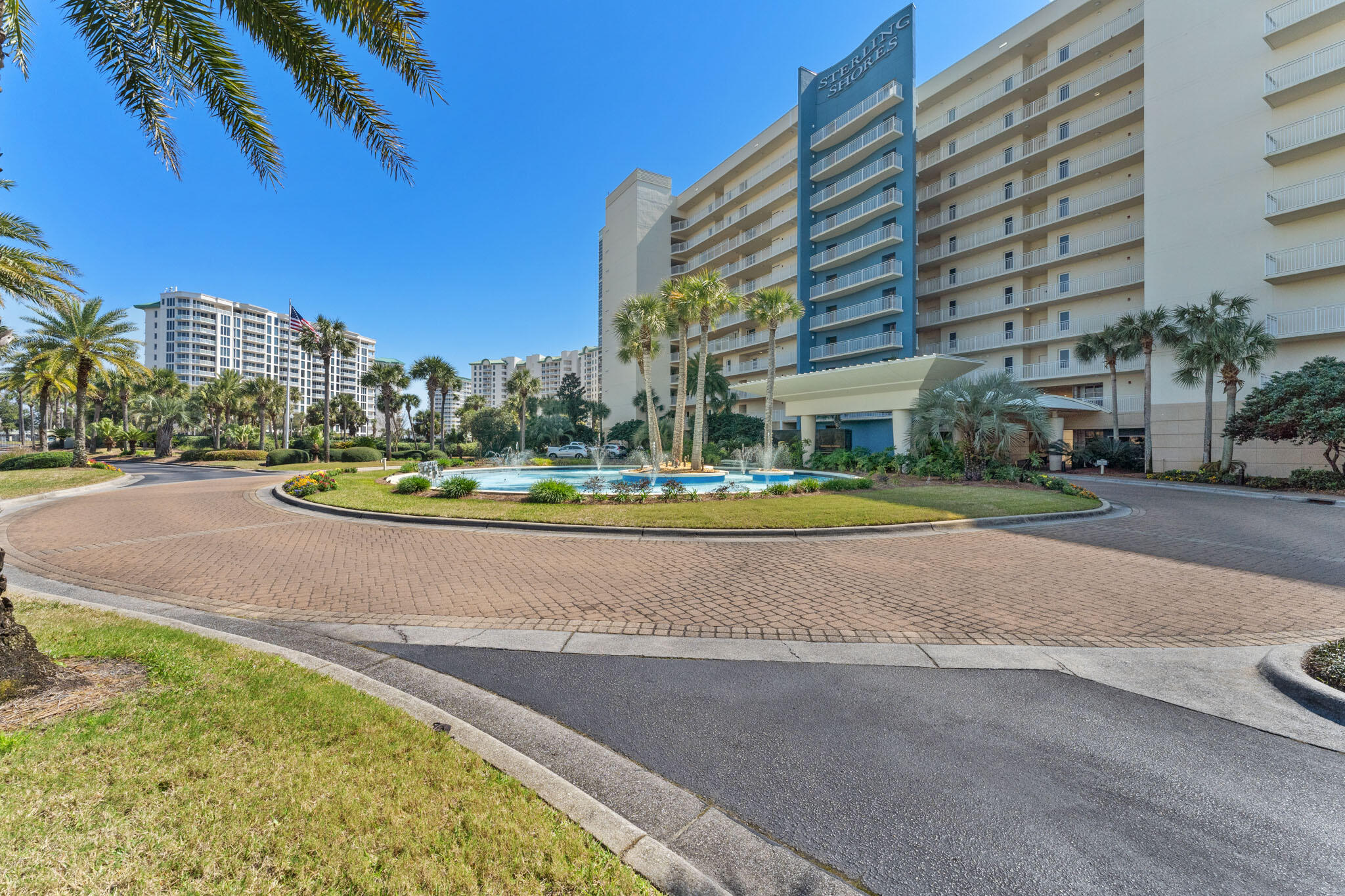 STERLING SHORES - Residential