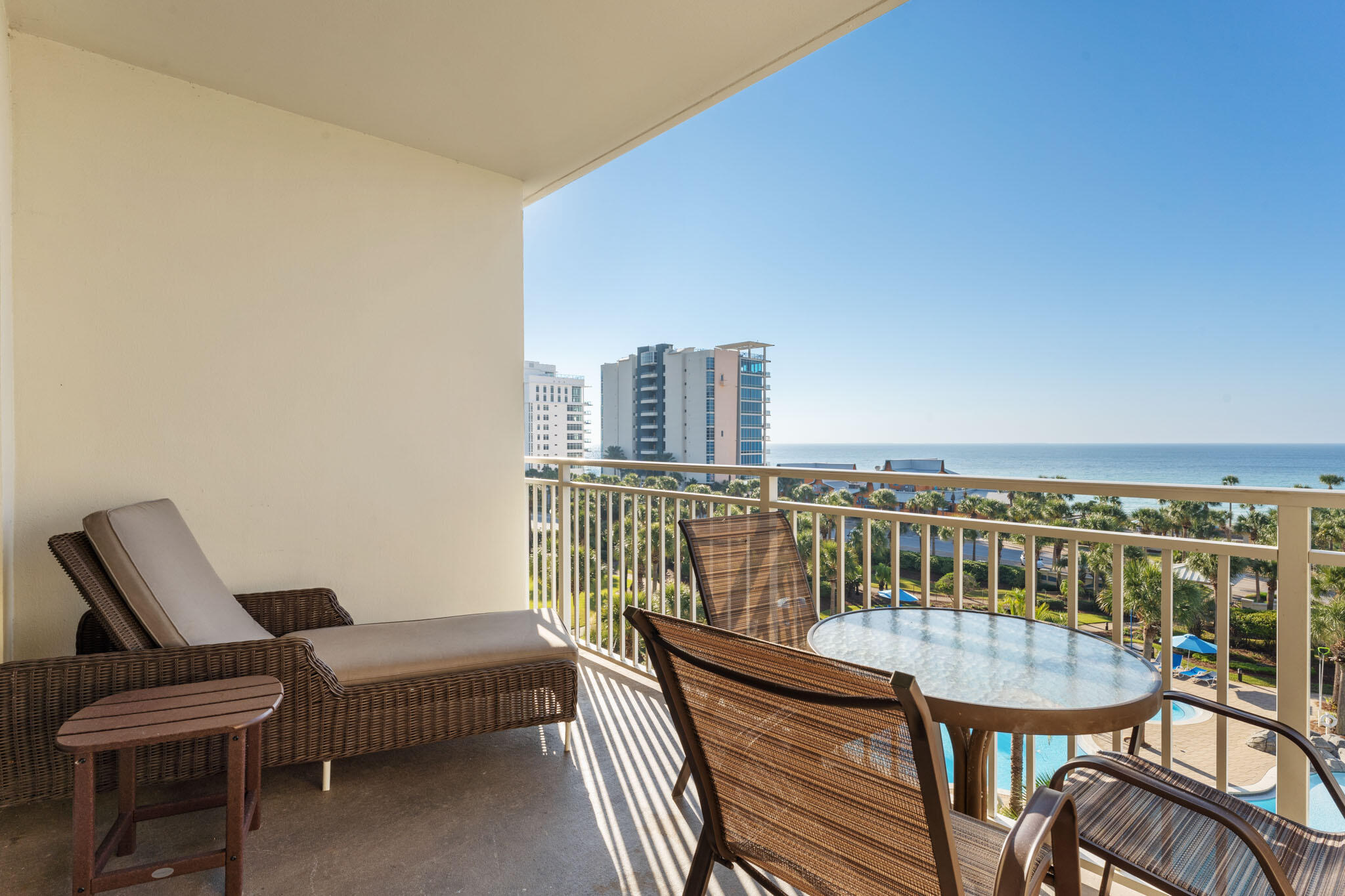 STERLING SHORES - Residential