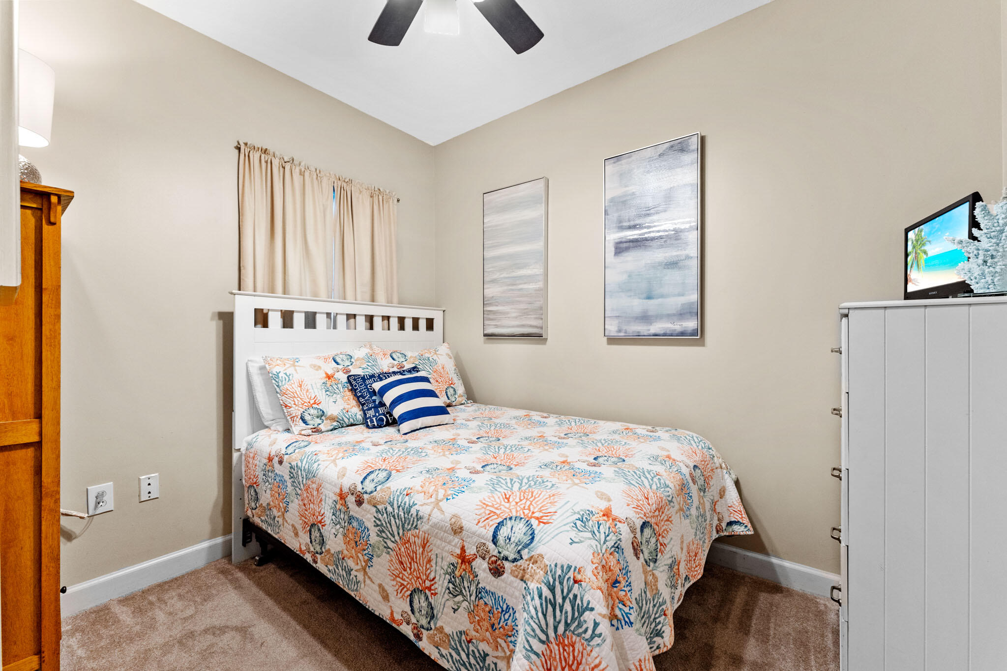 STERLING SHORES - Residential