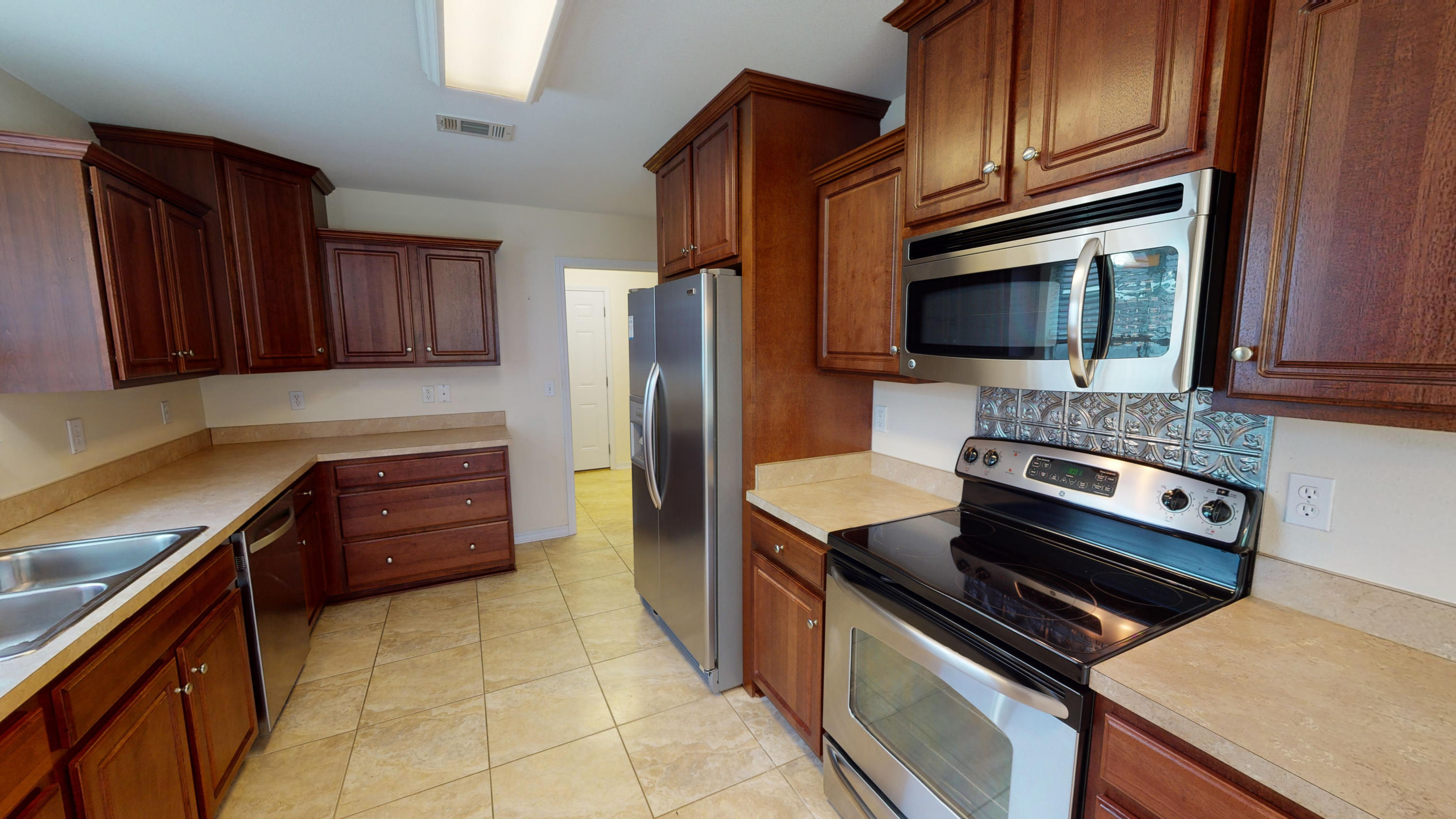 SKY RIDGE ESTATES 1ST ADD - Residential