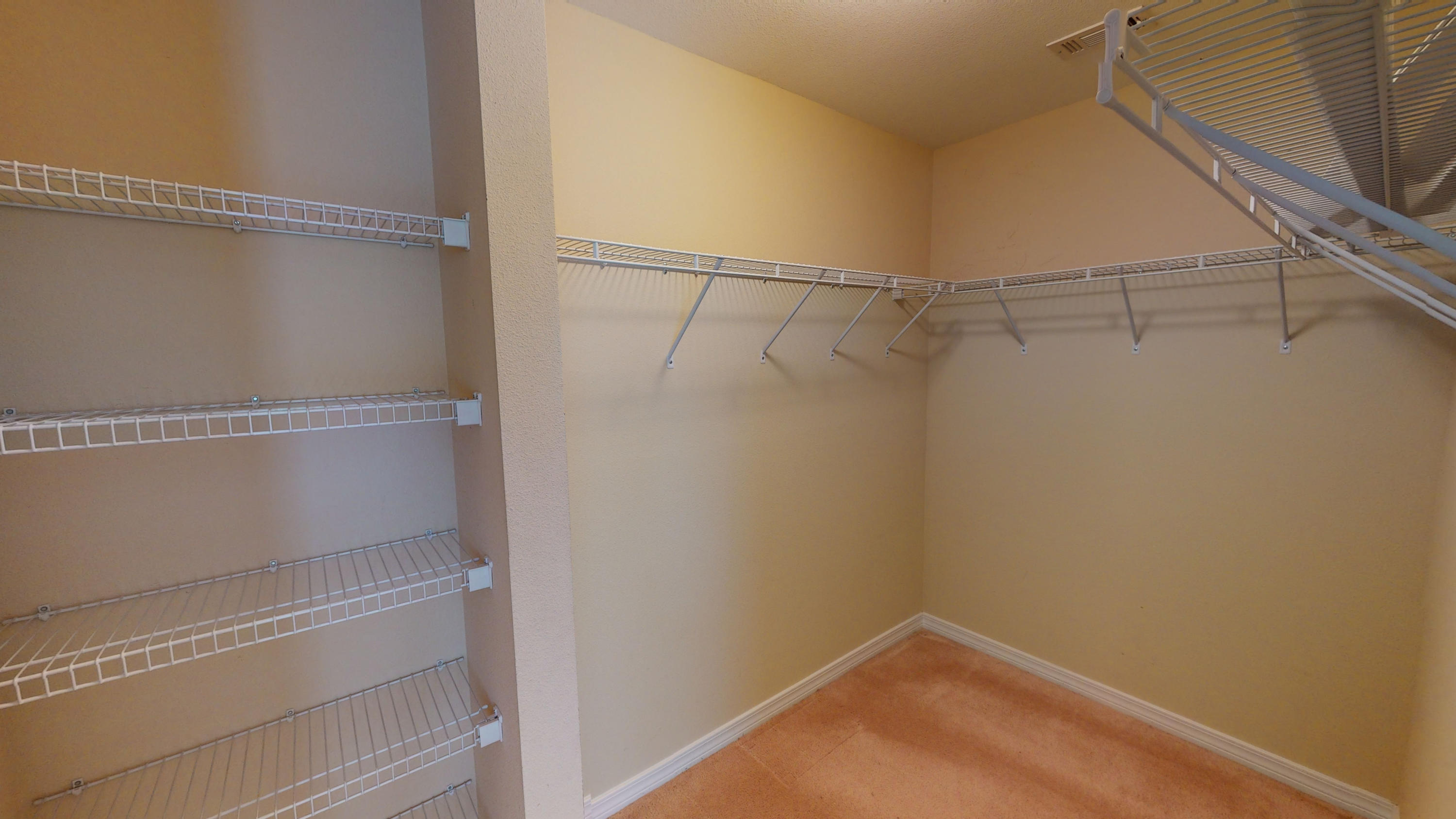 SKY RIDGE ESTATES 1ST ADD - Residential