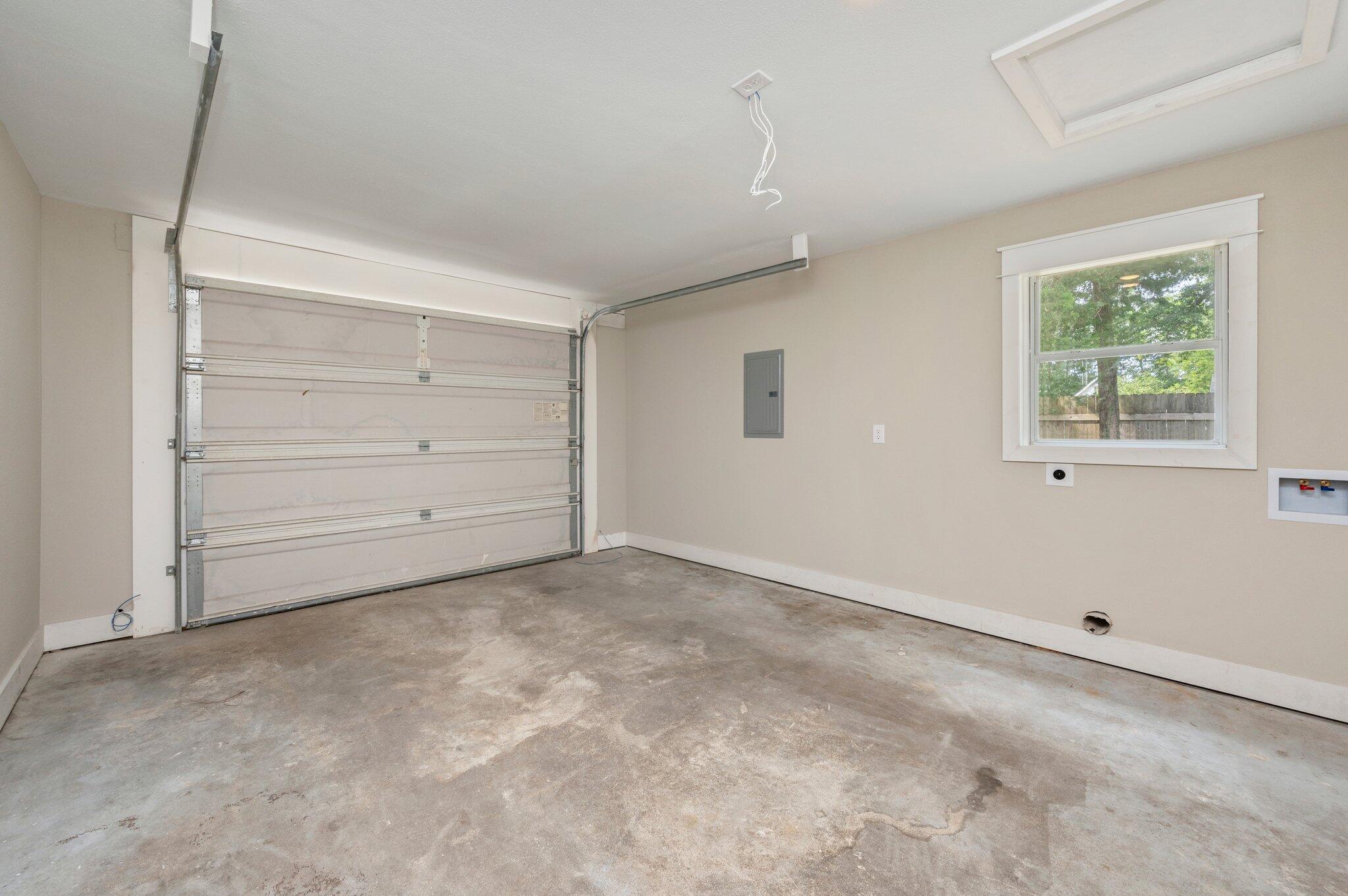 TOWN OF DEFUNIAK SPRINGS - Residential