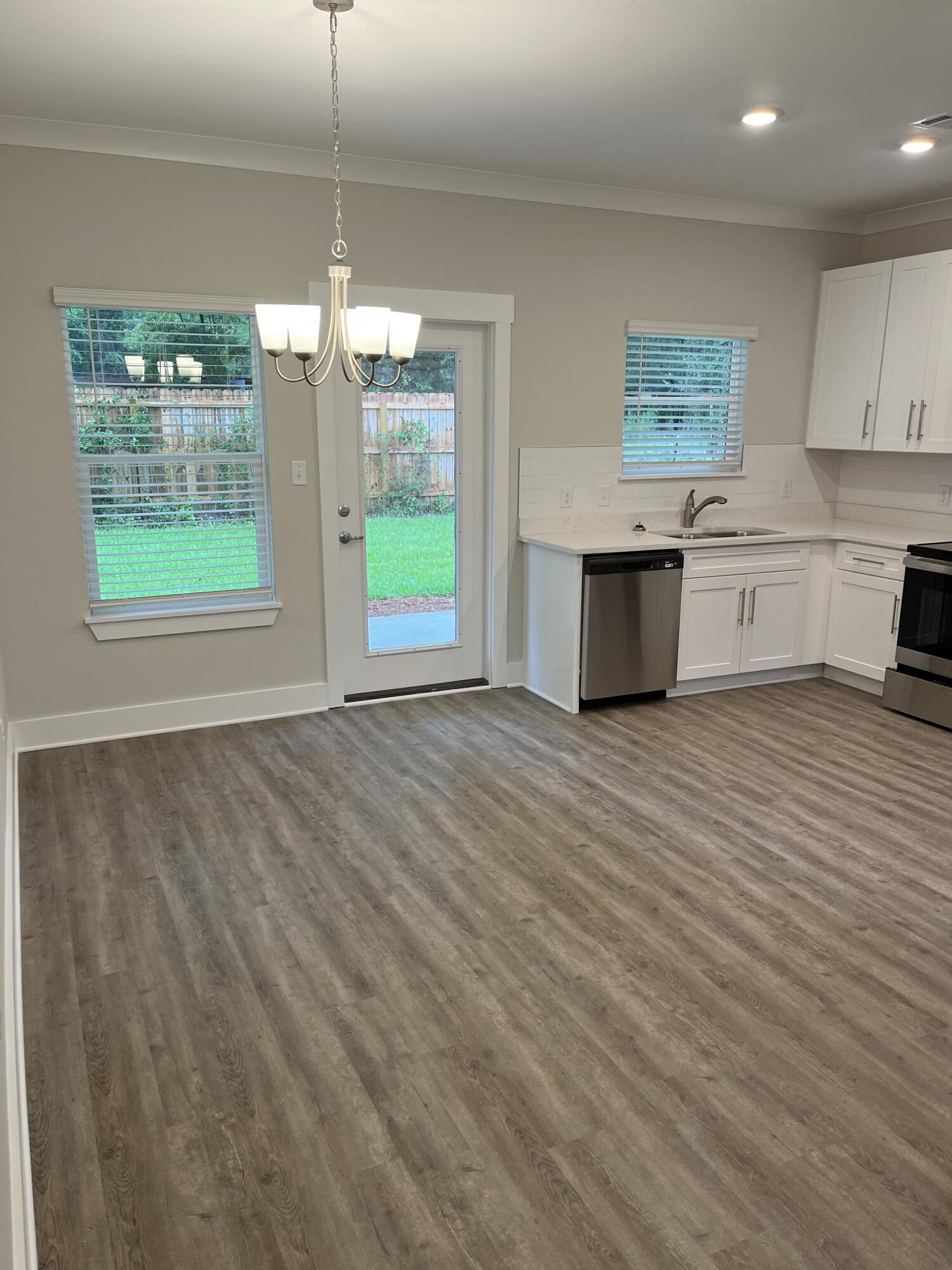 ENCLAVE PH 1 - Residential Lease