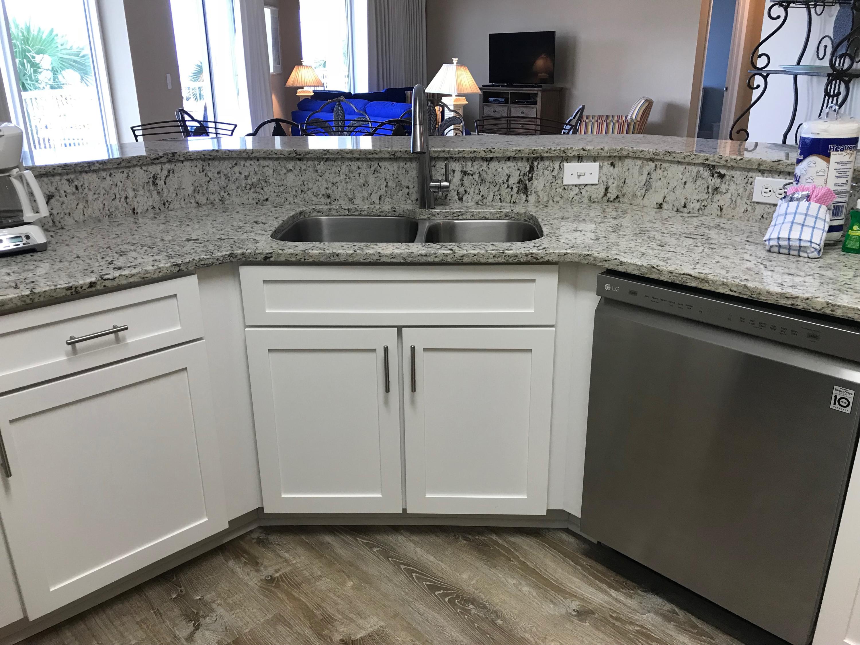 Crystal View Condo - Residential