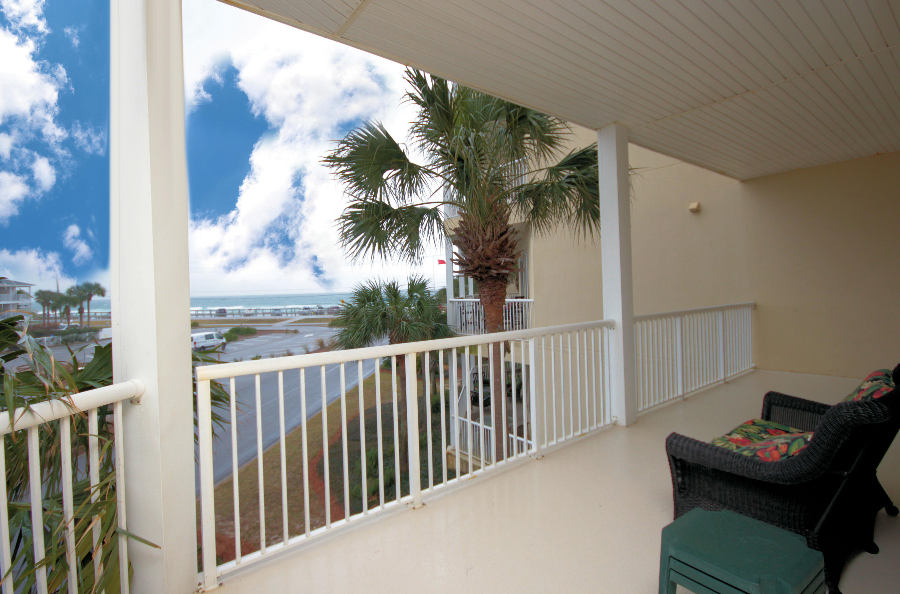 Crystal View Condo - Residential