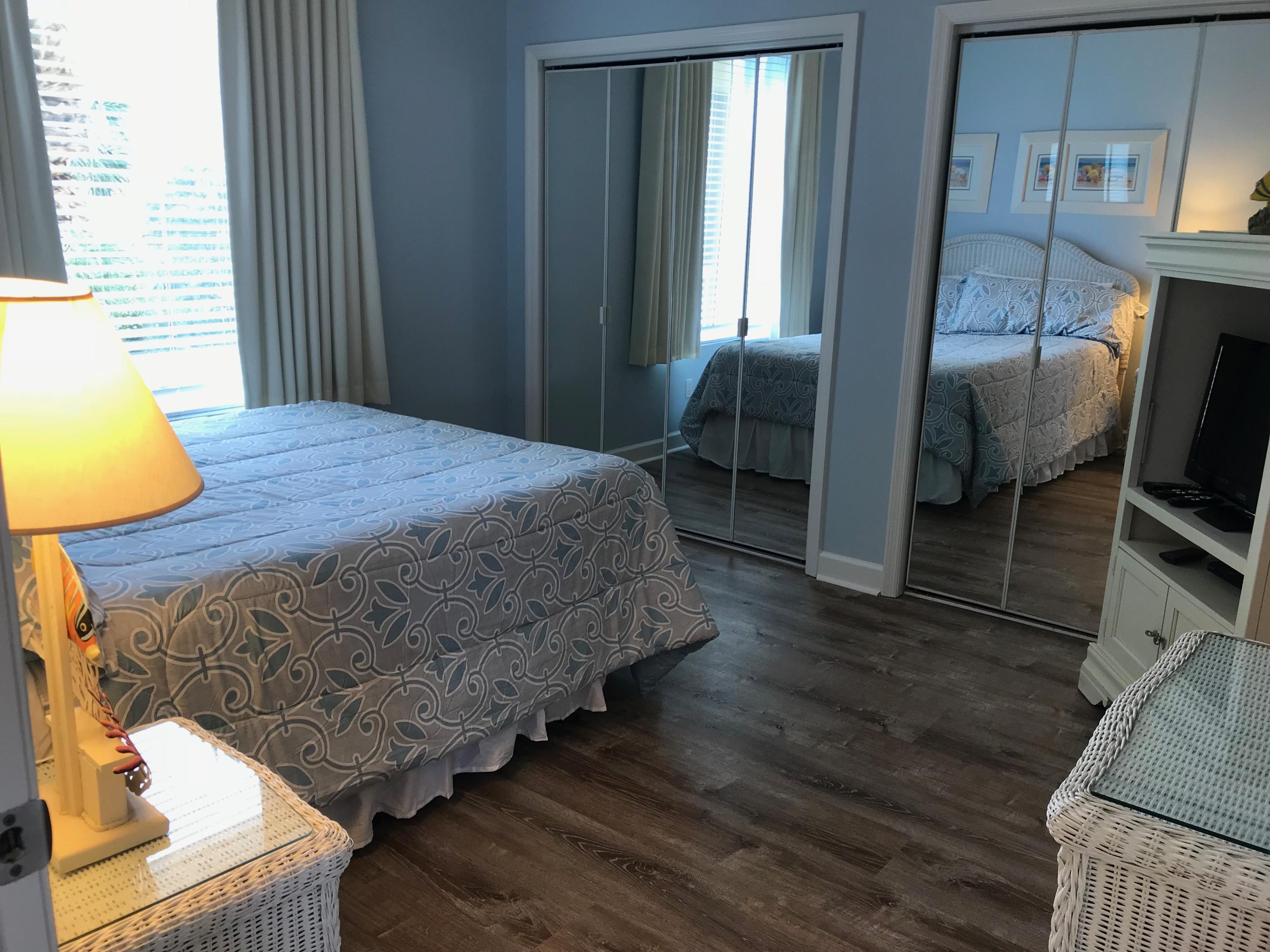 Crystal View Condo - Residential