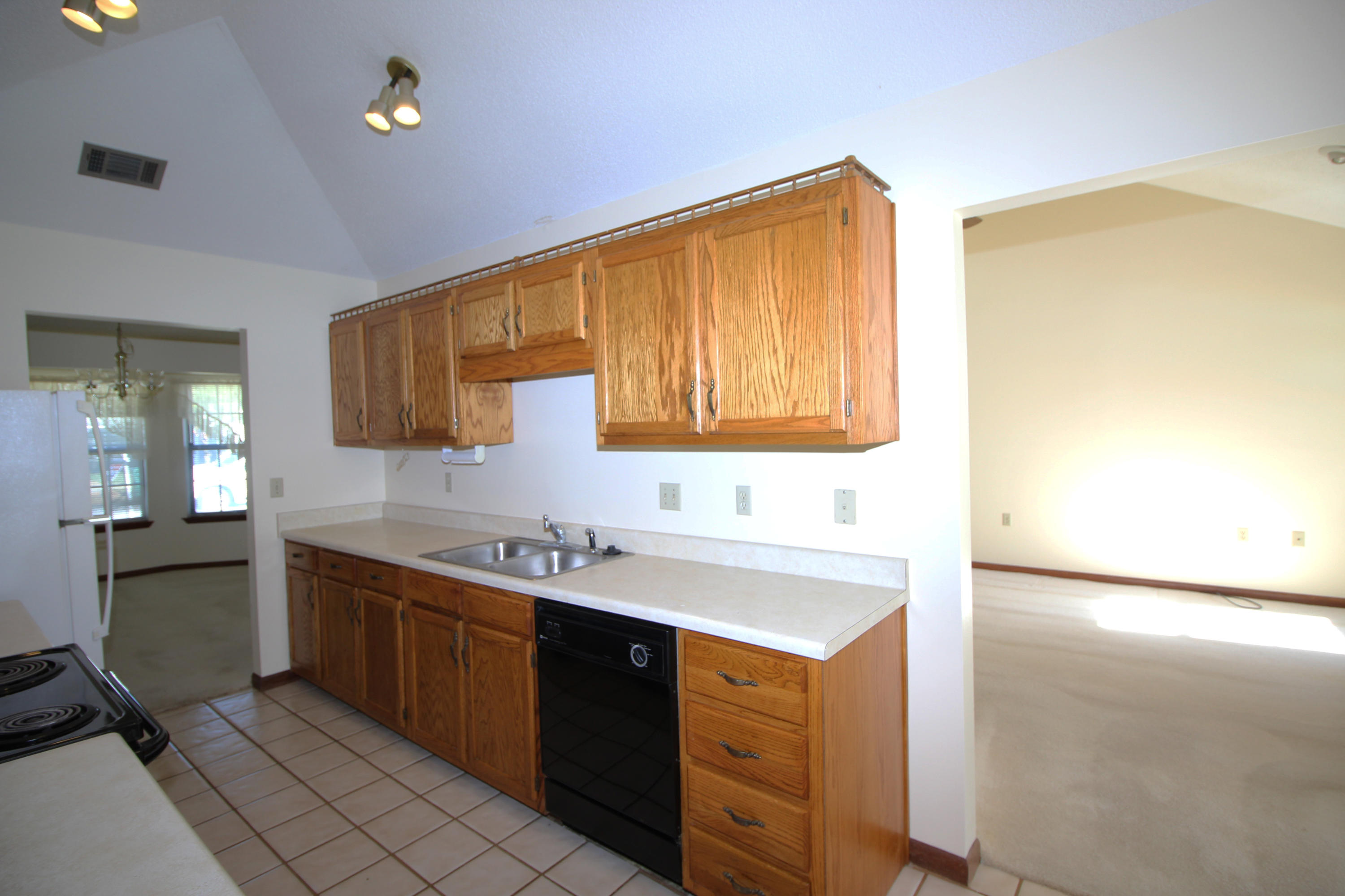 CHATEAU PRES DE LA MER - Residential