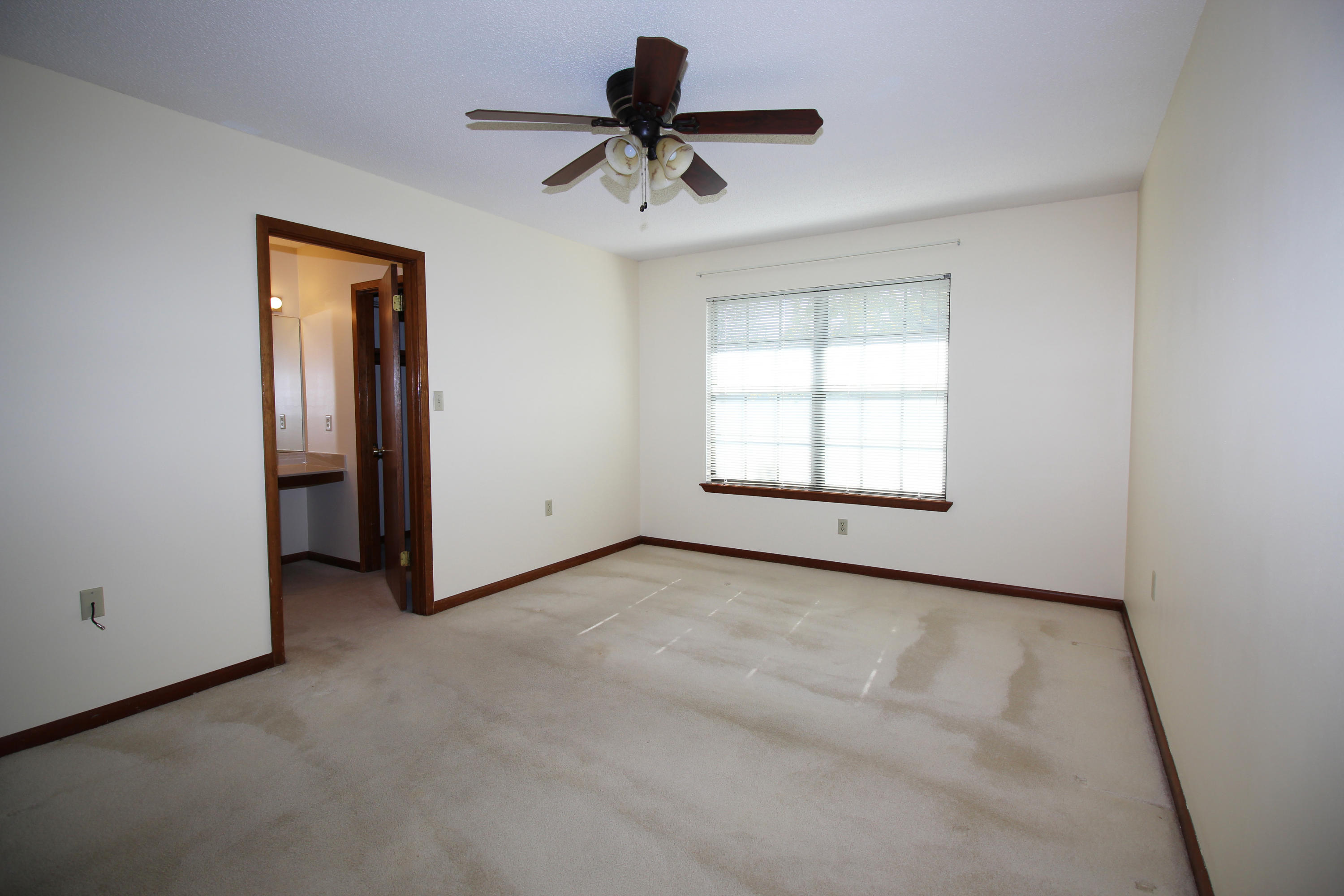 CHATEAU PRES DE LA MER - Residential