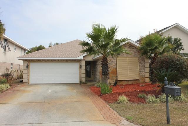 REO ~ Great Opportunity in Emerald Lakes... This 3 Bd / 2 Ba home is move in ready with a new roof, new carpet, new paint & new appliances. The living room offers vaulted ceilings & fireplace. The eat-in kitchen features tile flooring & island. Emerald Lakes features tennis courts, pool & play area. Don't miss out on this great home! This is a Fannie Mae HomePath property.