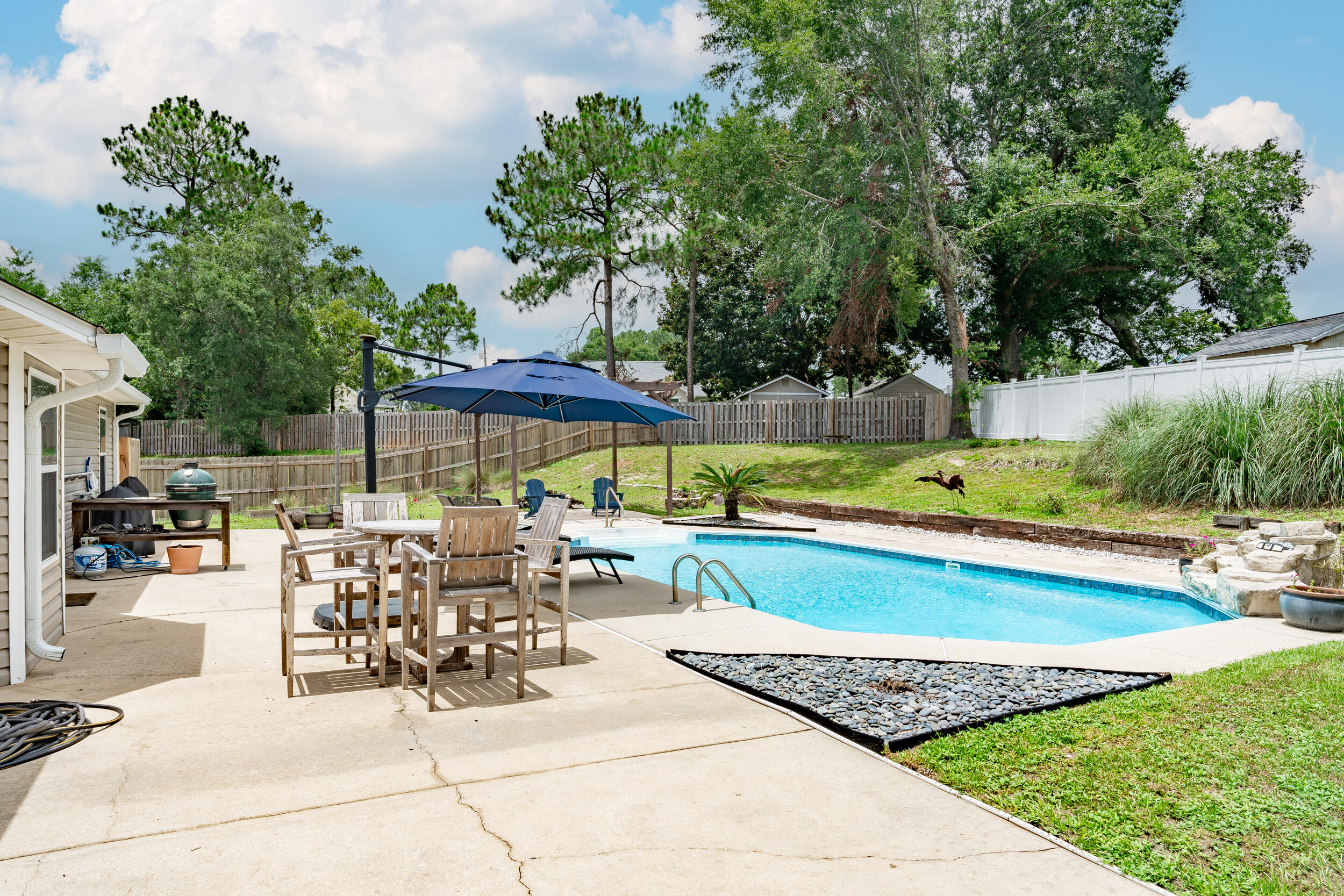 NORTHVIEW ESTATES 7TH ADDN - Residential