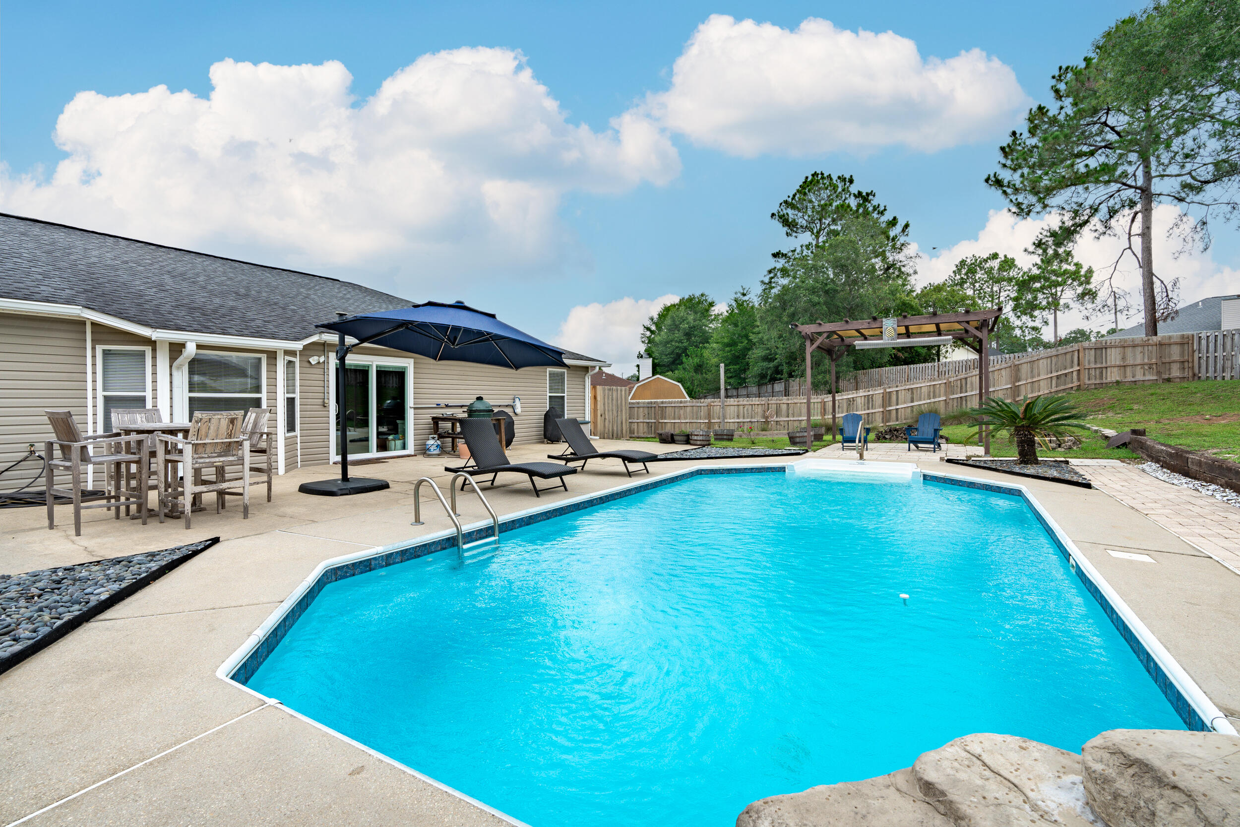NORTHVIEW ESTATES 7TH ADDN - Residential