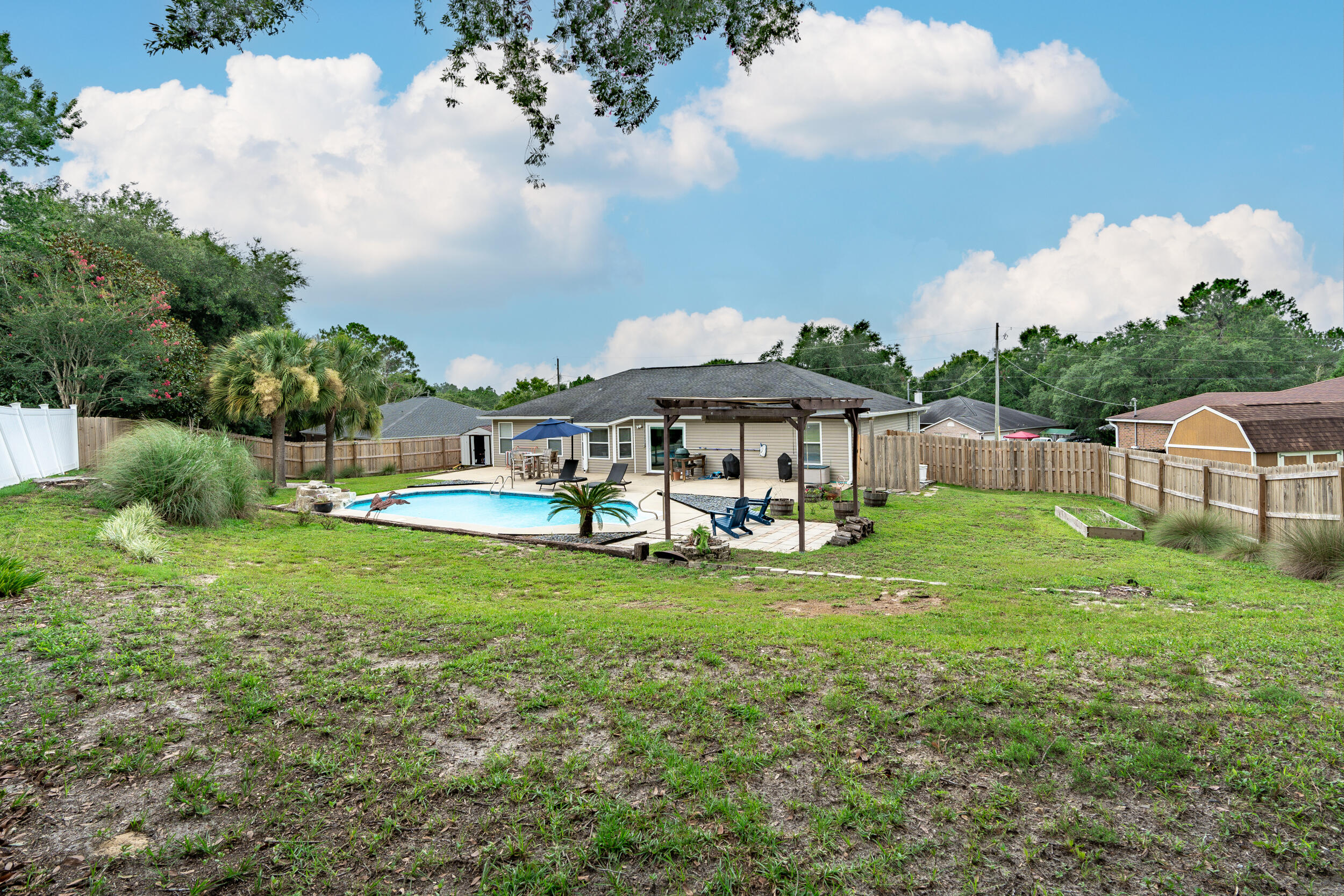 NORTHVIEW ESTATES 7TH ADDN - Residential