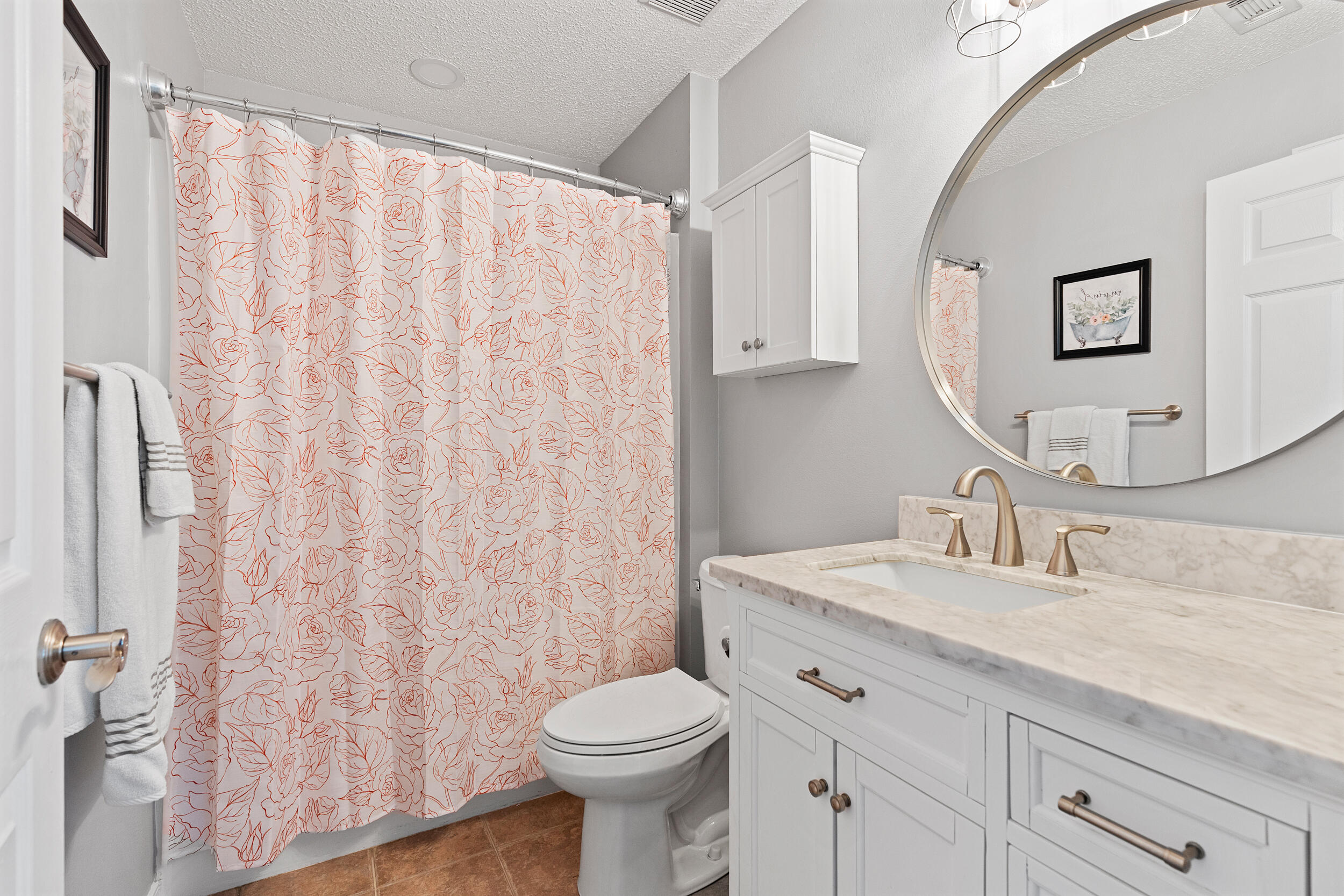 NORTHVIEW ESTATES 7TH ADDN - Residential