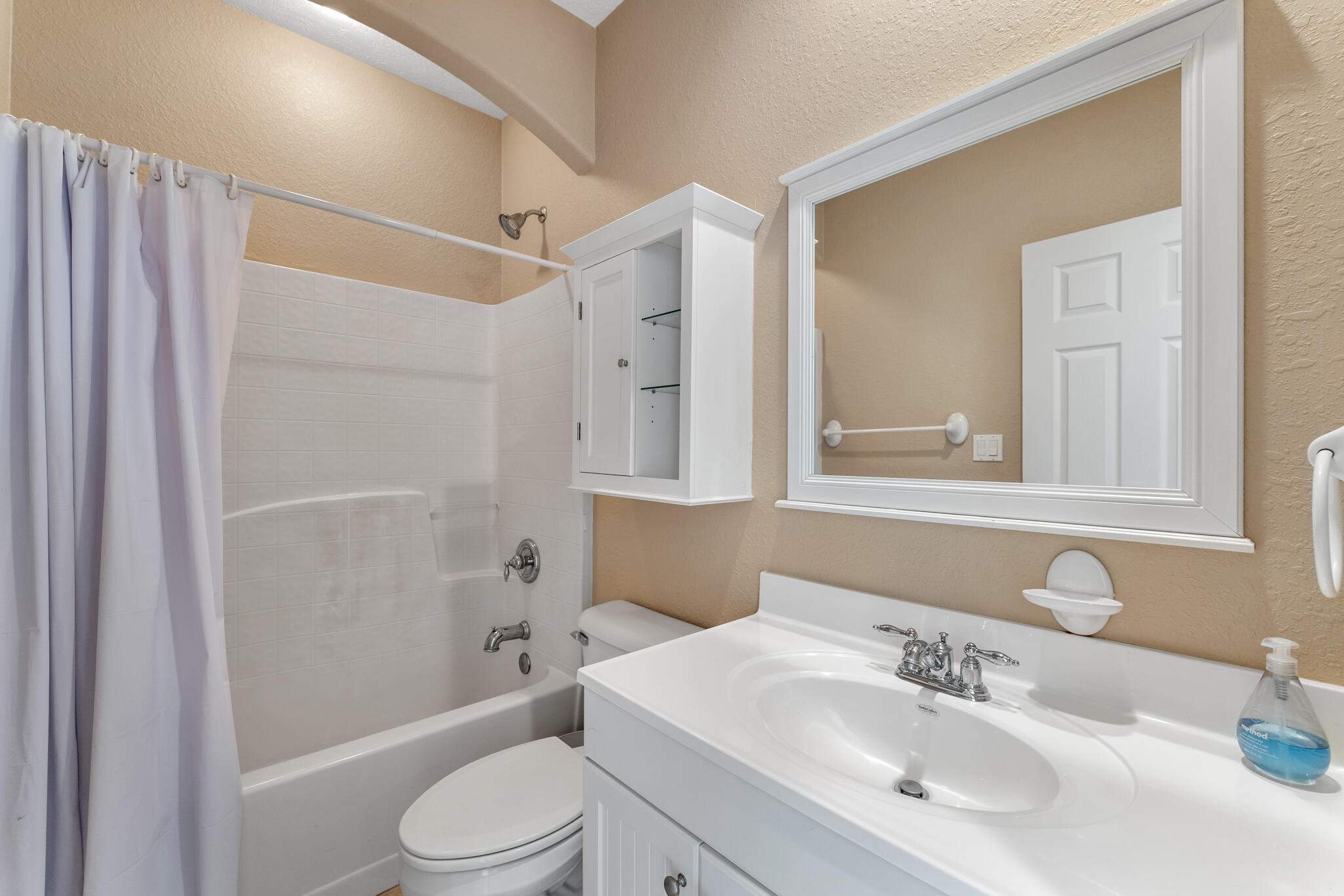 EMERALD WATERS VILLAGE - Residential