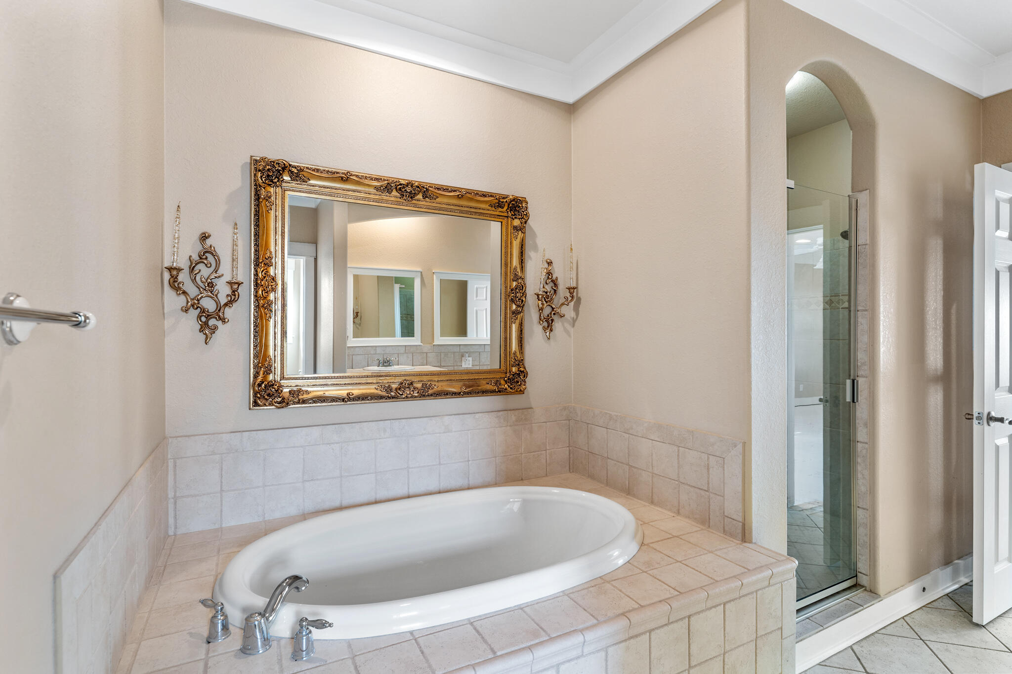 EMERALD WATERS VILLAGE - Residential