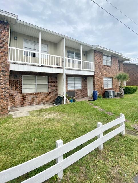 FAIR OAKS VILLAGE CONDO - Residential