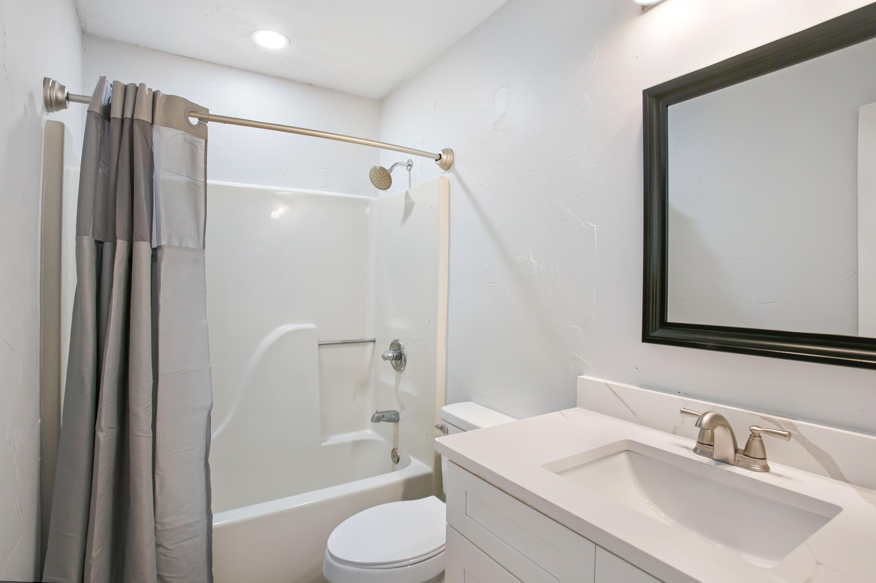 SANDALWOOD T/H - Residential