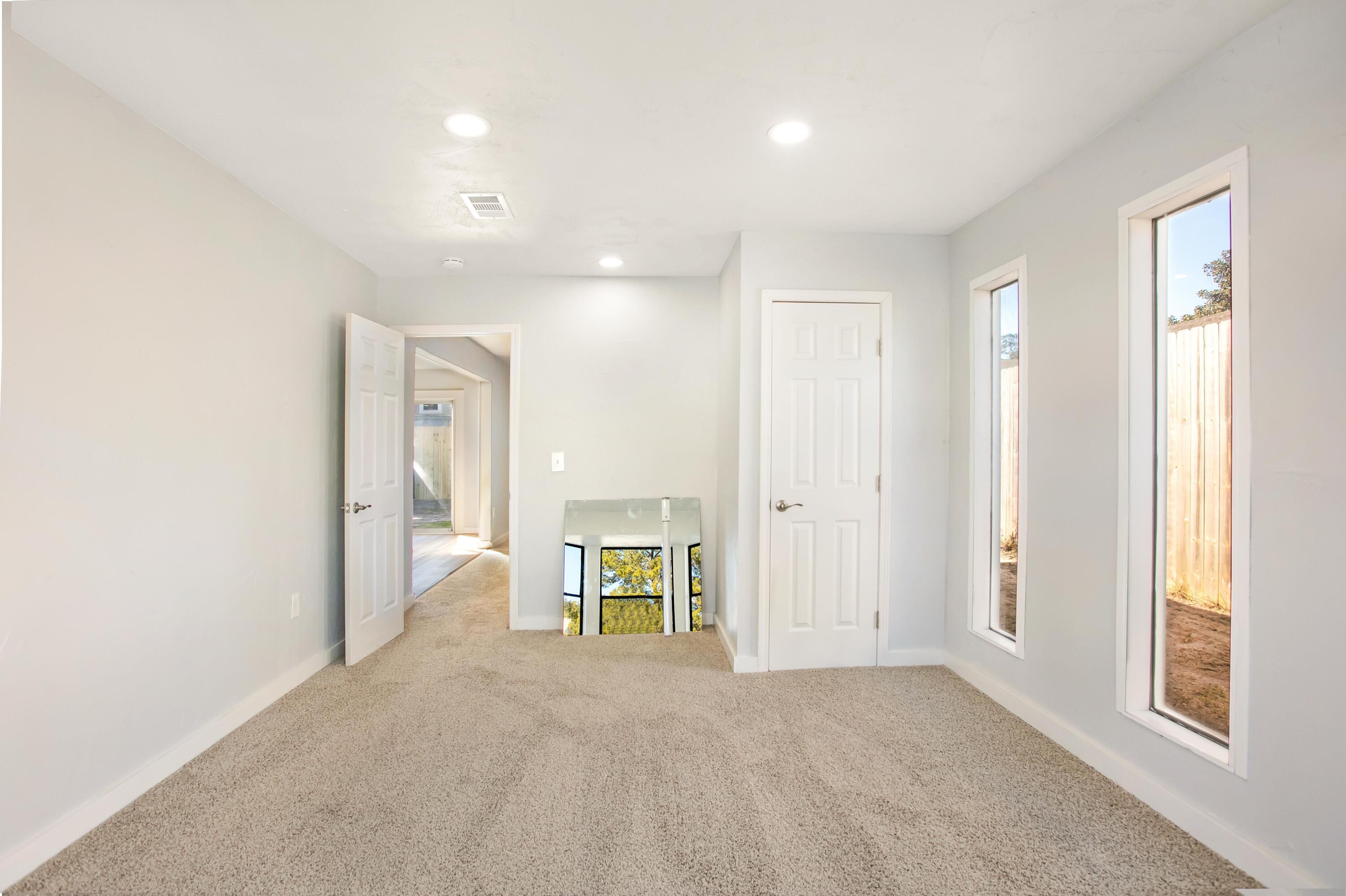 SANDALWOOD T/H - Residential