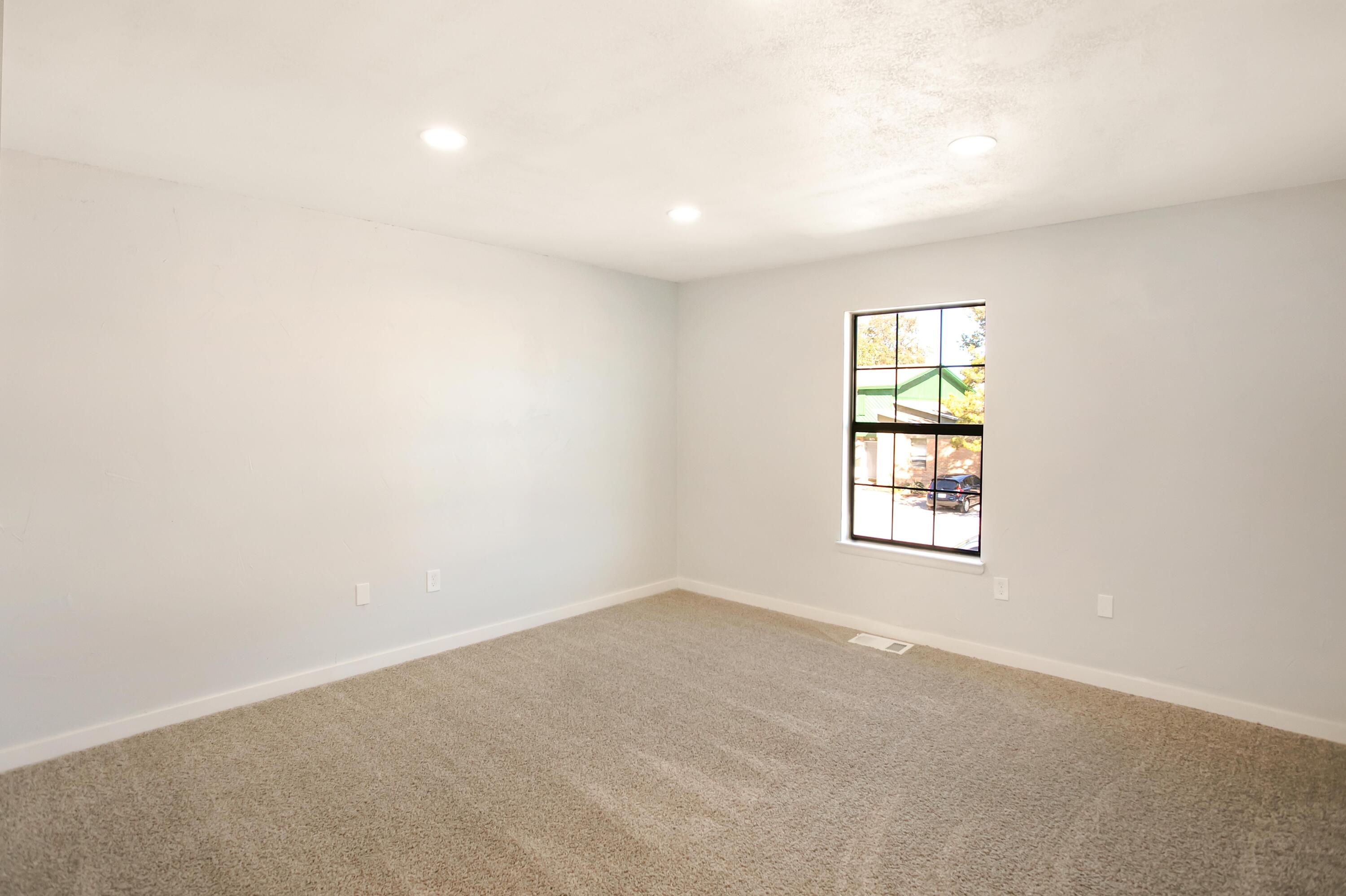 SANDALWOOD T/H - Residential