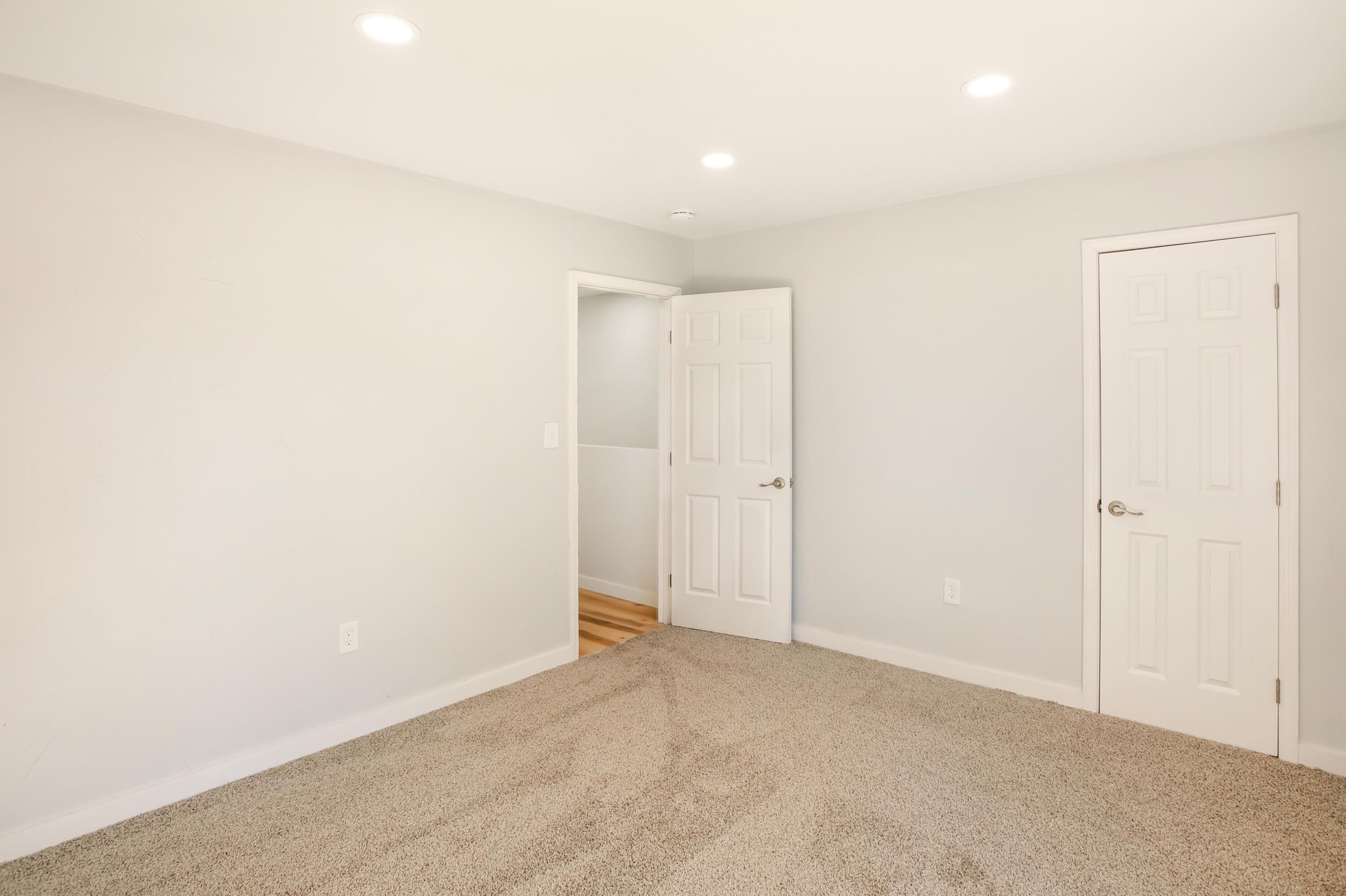 SANDALWOOD T/H - Residential