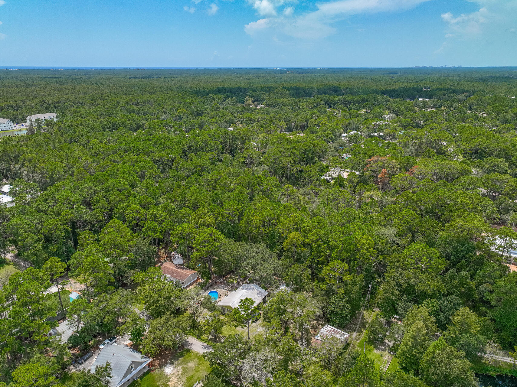 NO RECORDED SUBDIVISION - Land