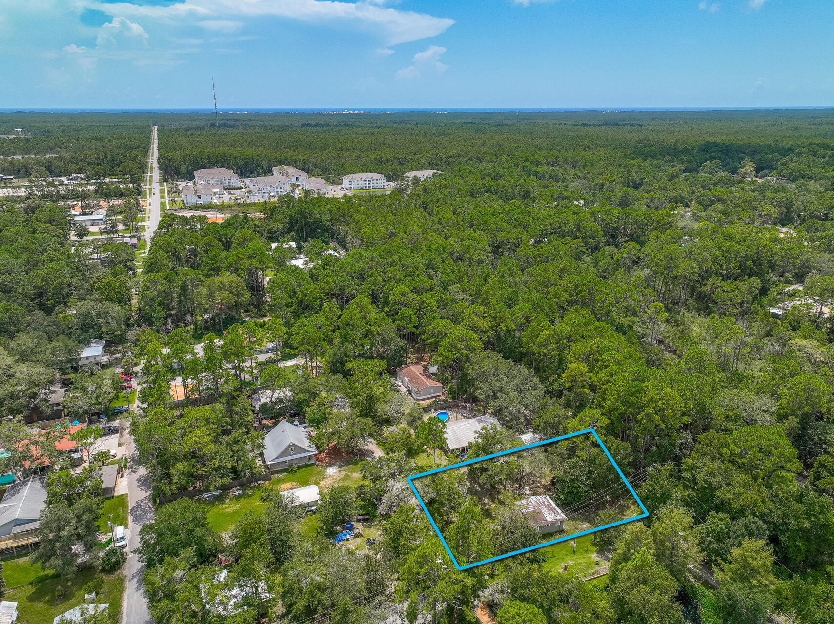 NO RECORDED SUBDIVISION - Land