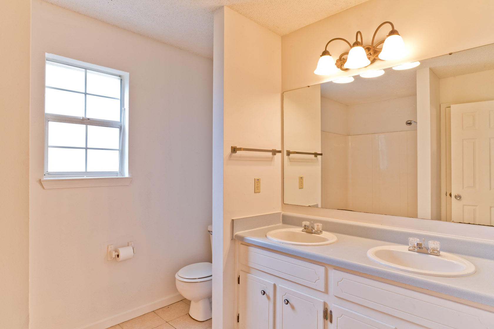 GRENETREE UNIT 8 - Residential