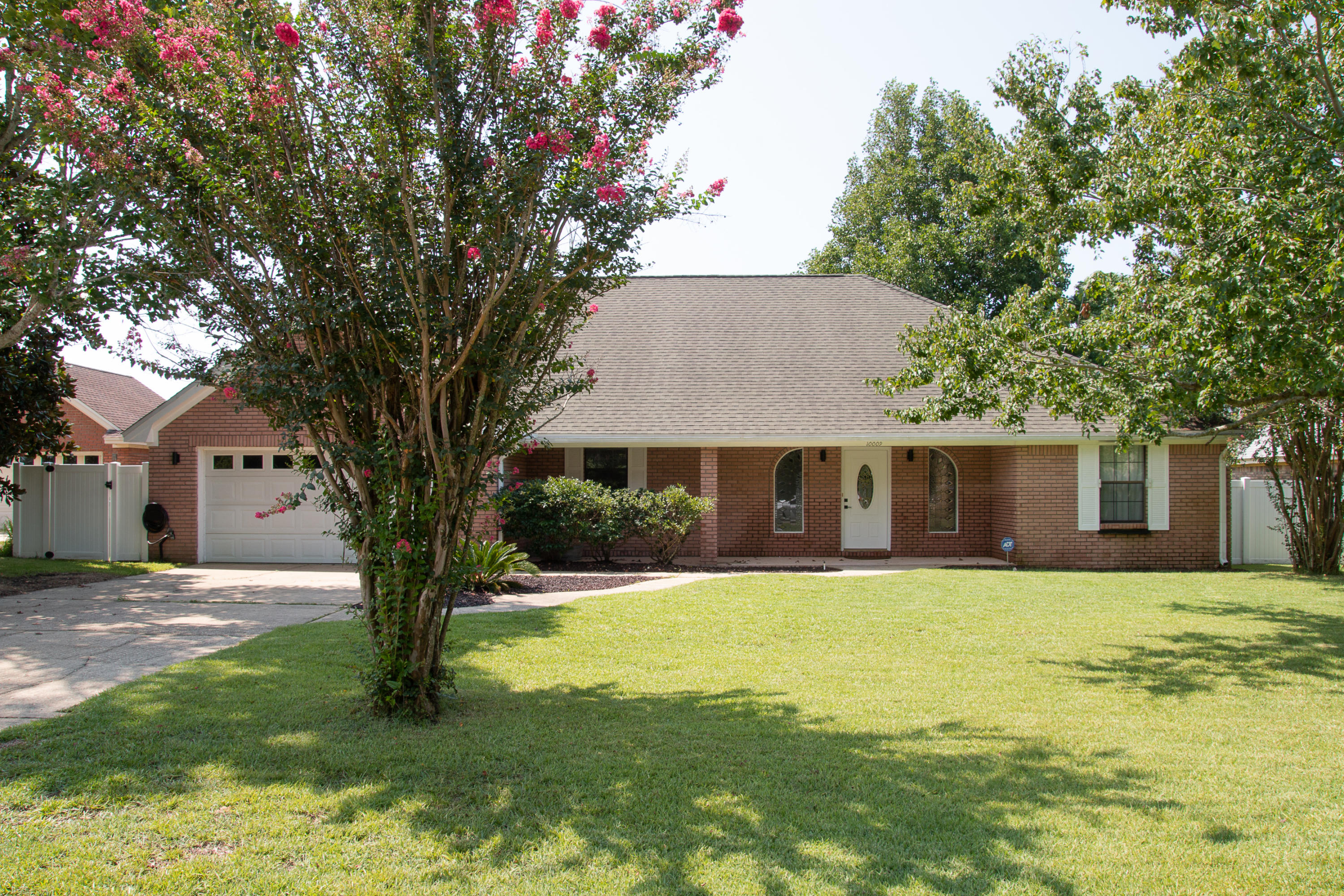 CASTELAR - Residential