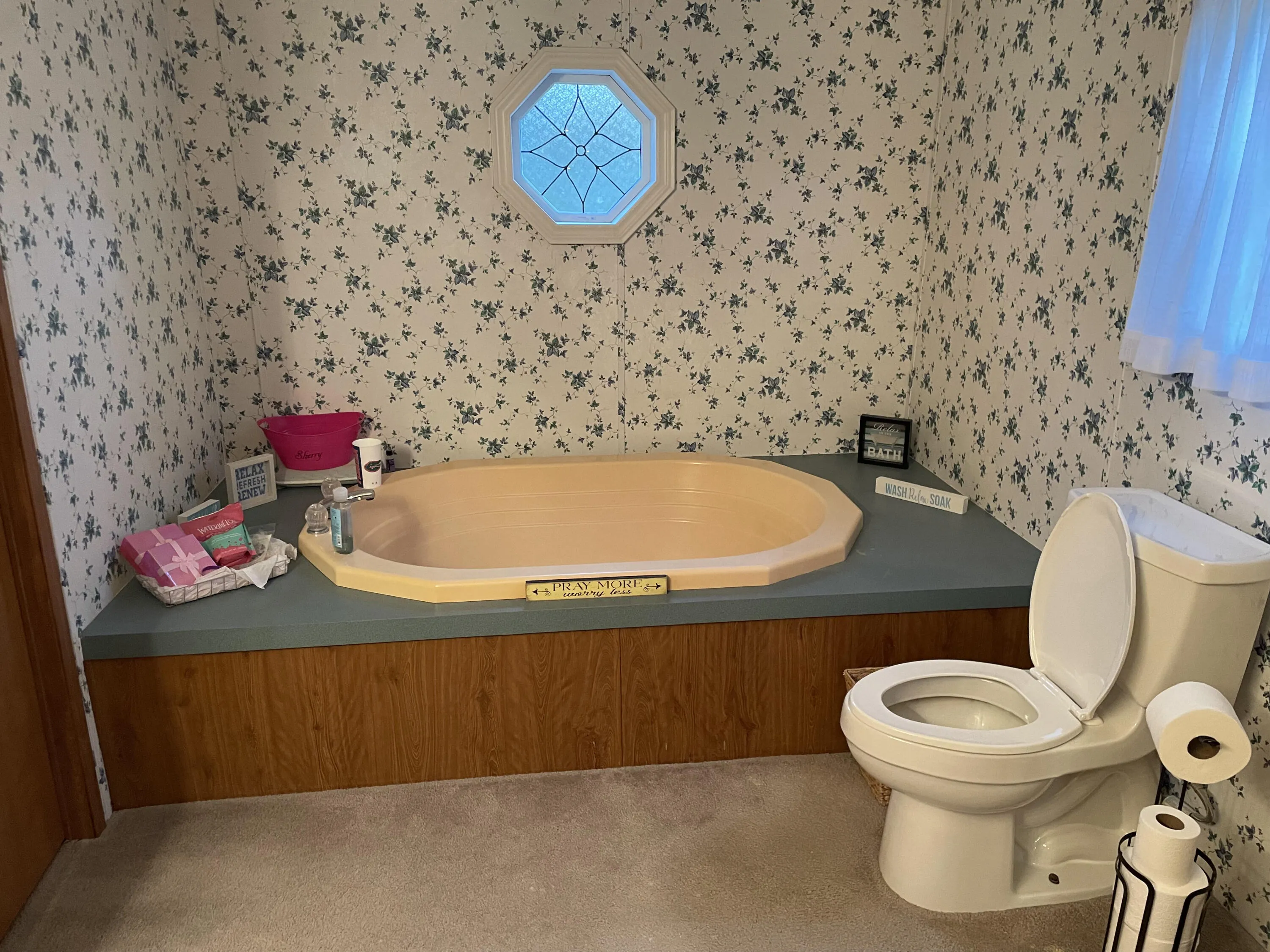 Defuniak Springs, Florida 32433, United States, 4 Bedrooms Bedrooms, ,3 BathroomsBathrooms,Residential,Active,38299