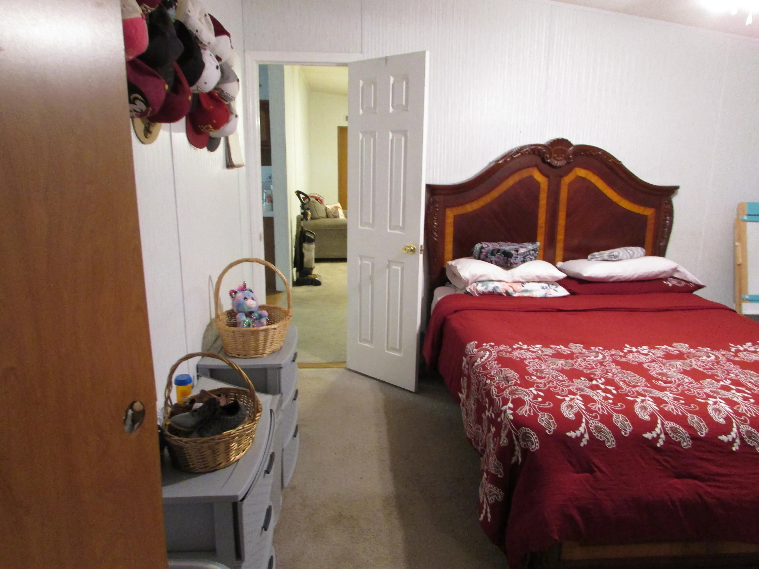 Defuniak Springs, Florida 32433, United States, 4 Bedrooms Bedrooms, ,3 BathroomsBathrooms,Residential,Active,38299