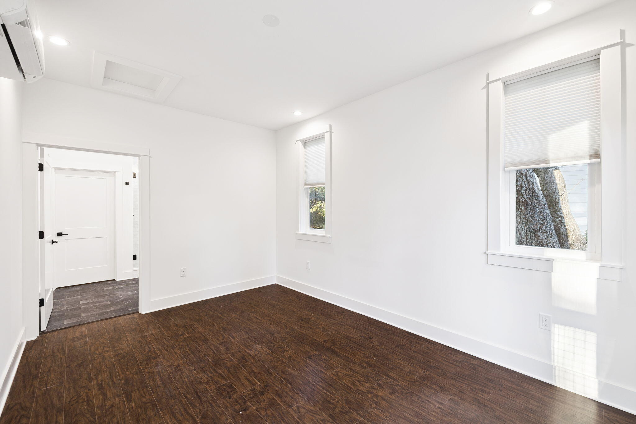 BAY GROVE - Residential