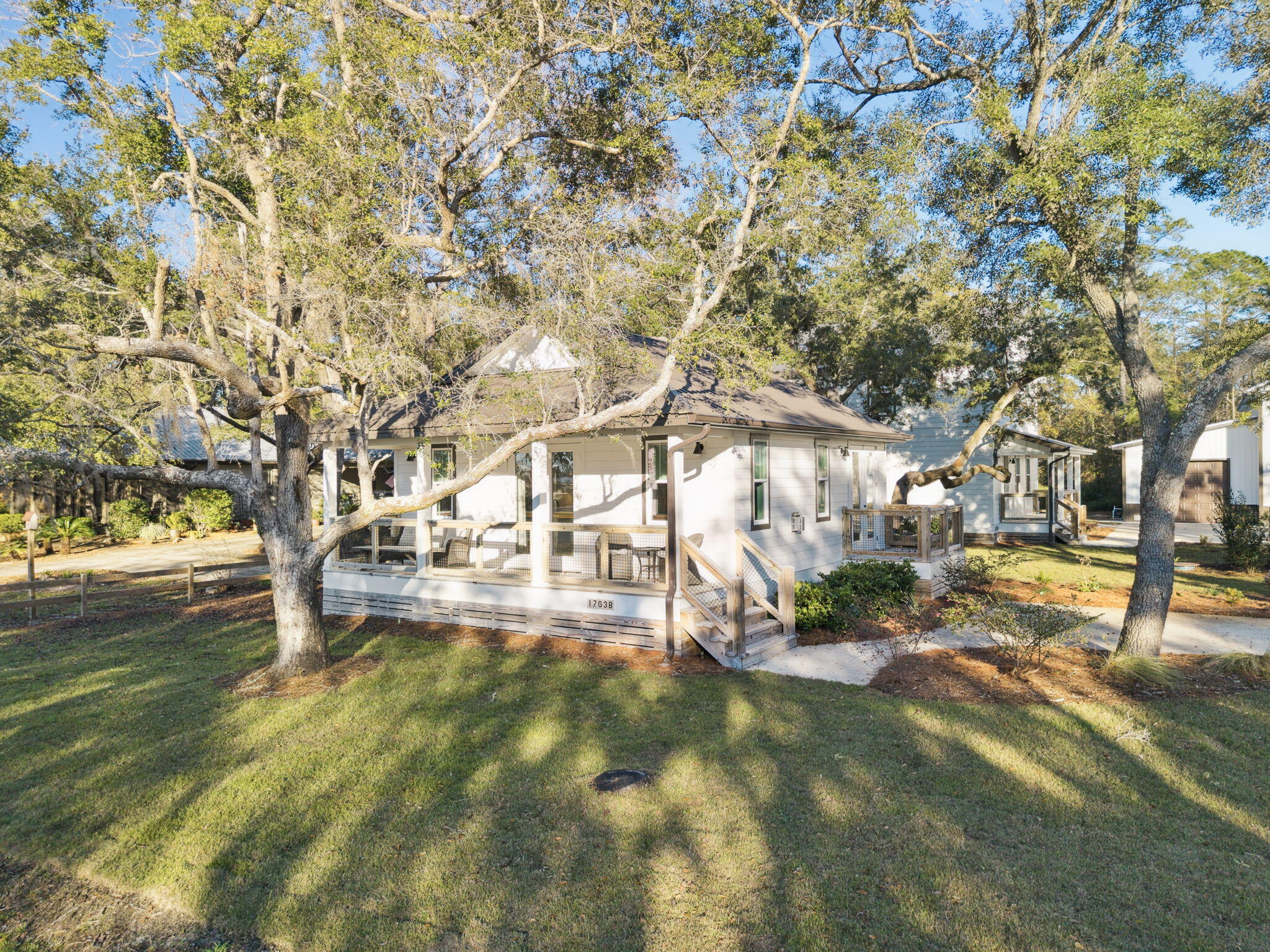 BAY GROVE - Residential