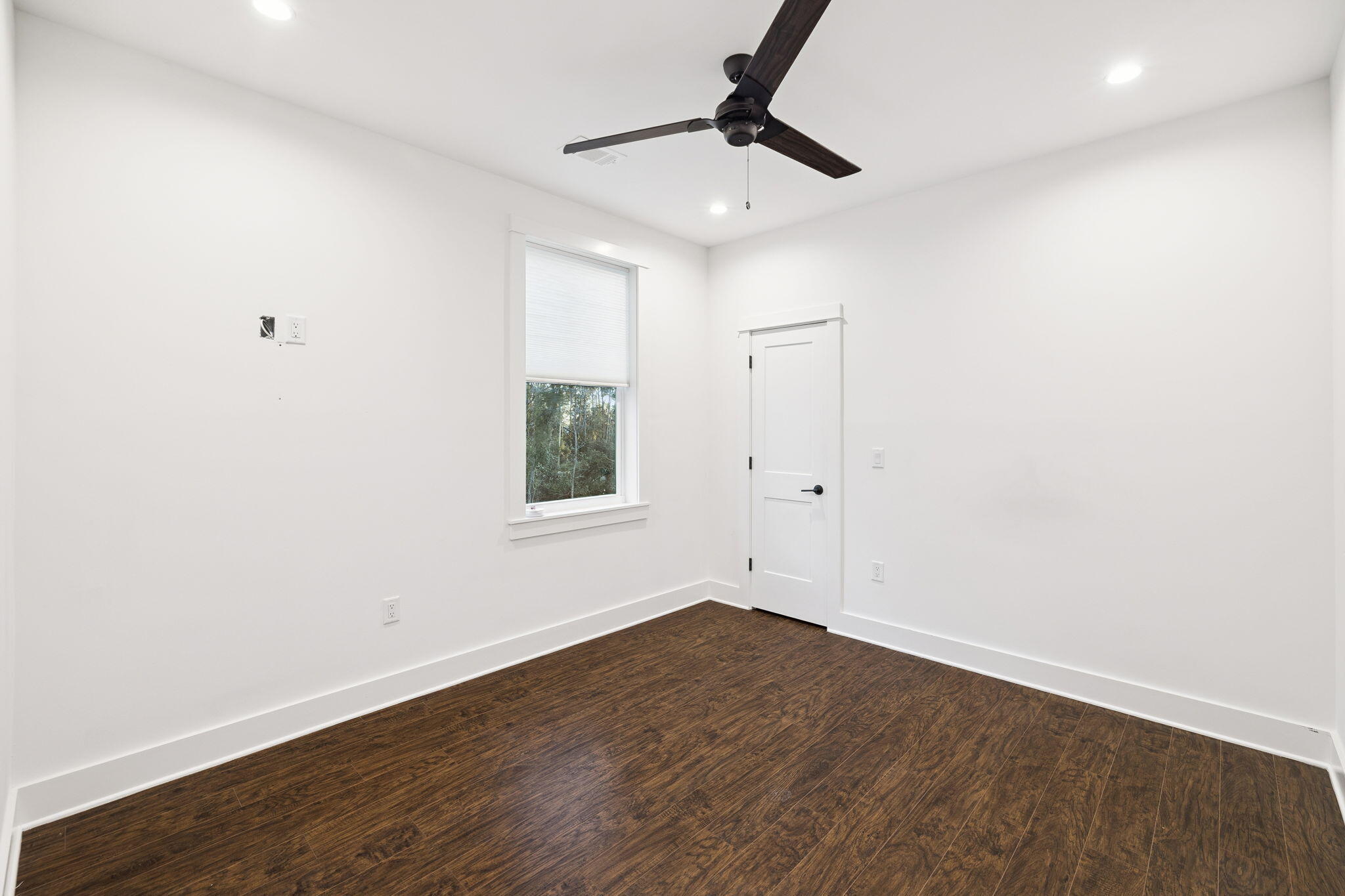 BAY GROVE - Residential