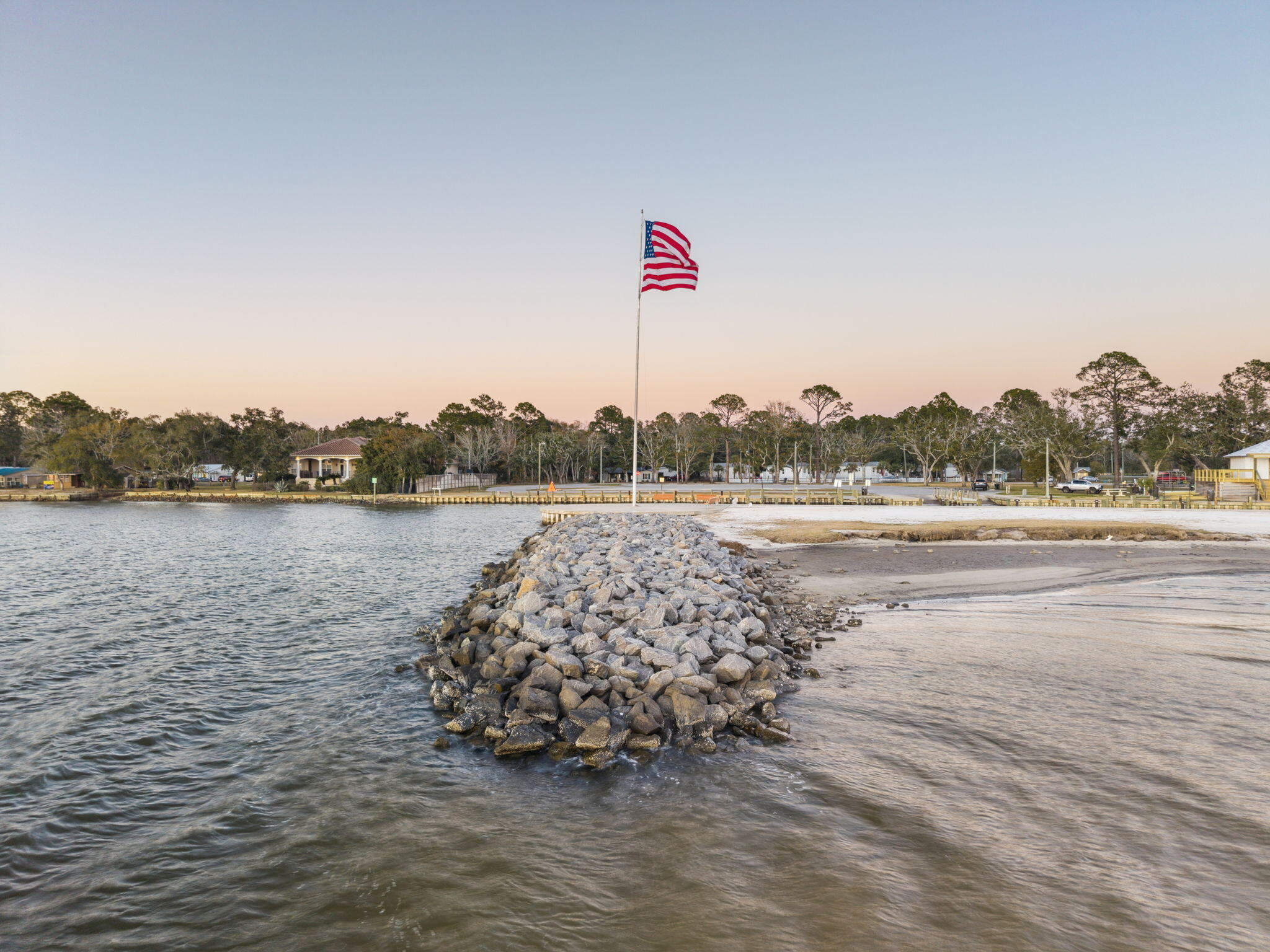 BAY GROVE - Residential