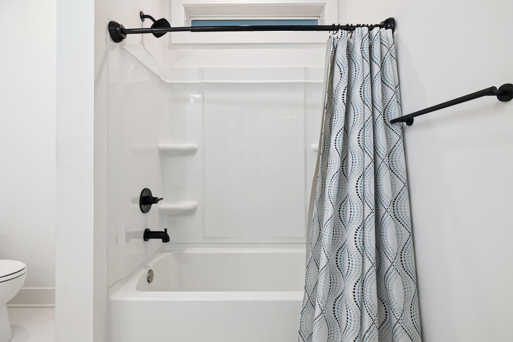 BAY GROVE - Residential