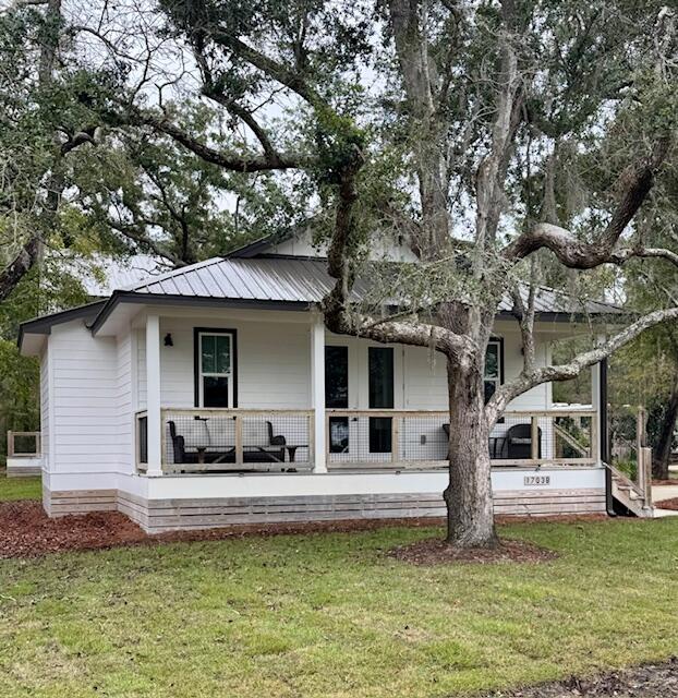 BAY GROVE - Residential