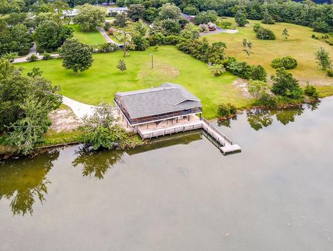 Photo of 4608 Riley Road, Milton, FL 32583 (MLS # 980227) Photo of 4608 Riley Road, Milton, FL 32583 (MLS # 980227)
