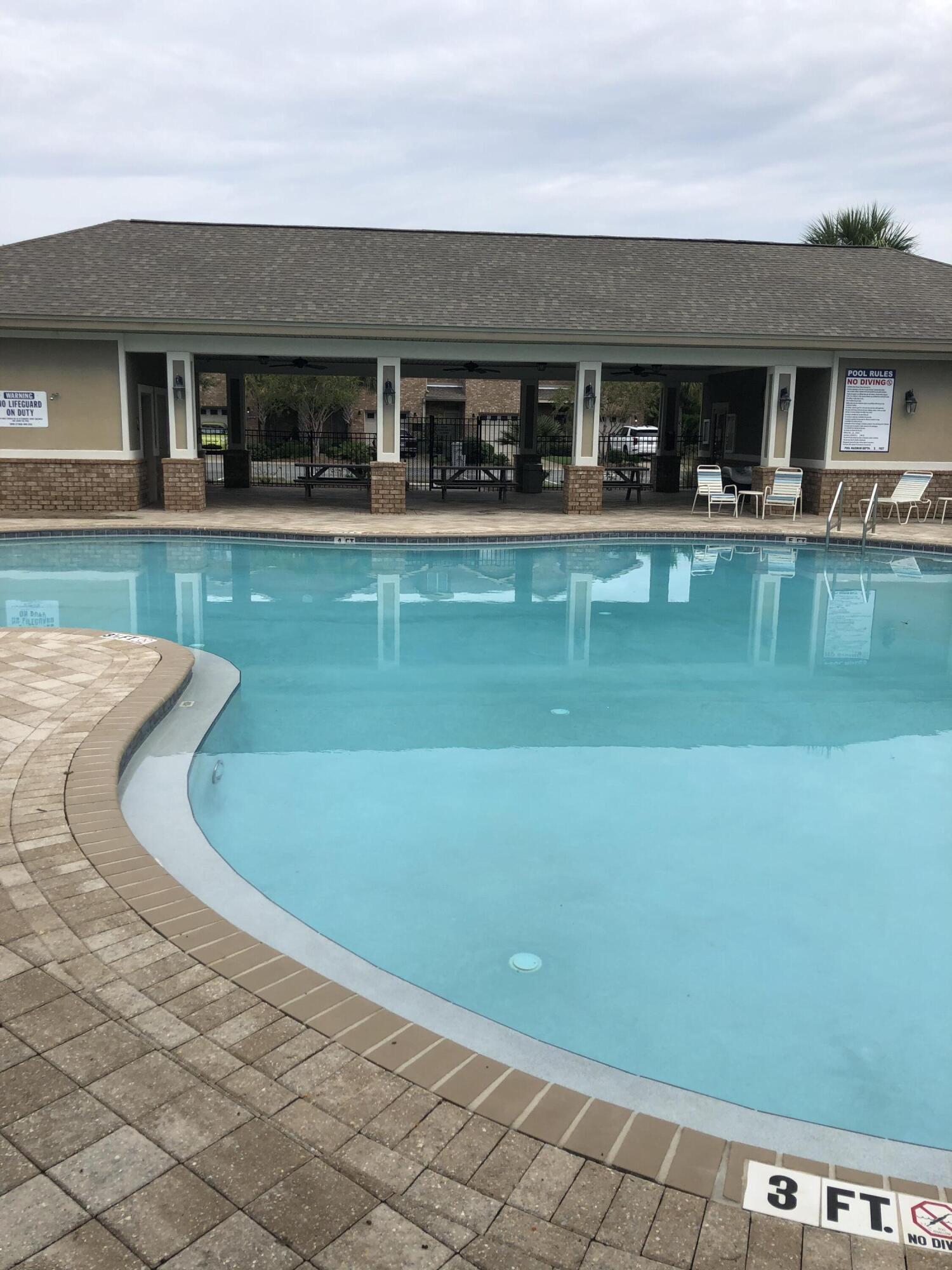 RESERVE POINTE - Residential