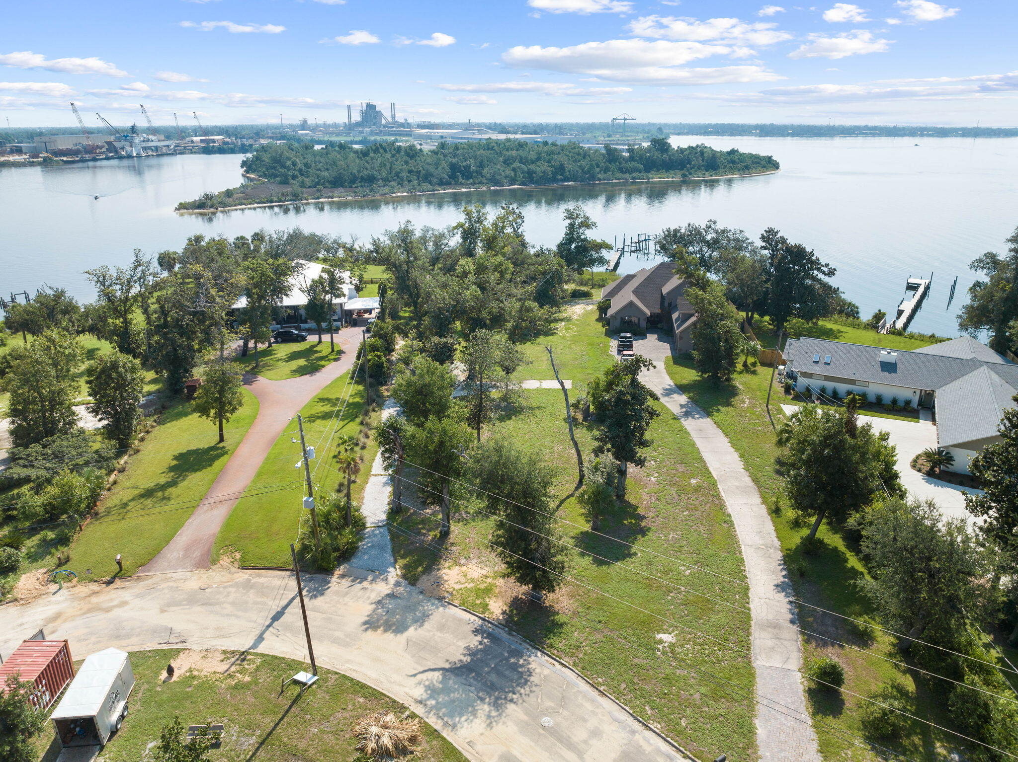 COVE PARK ADDN - Land