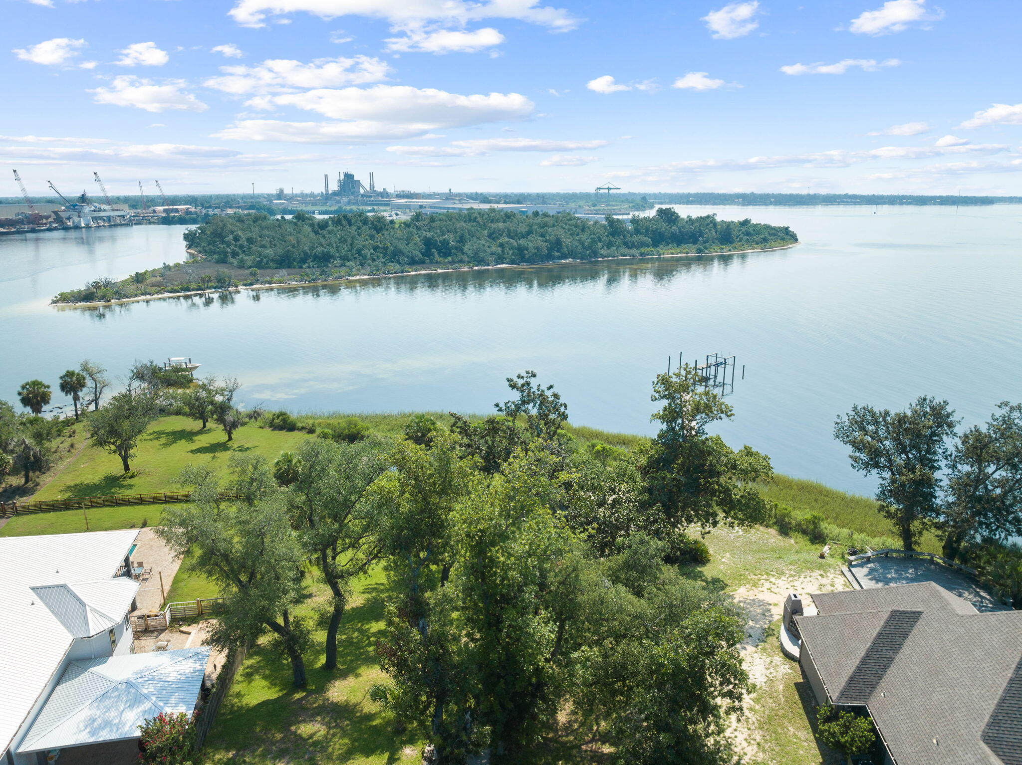 COVE PARK ADDN - Land