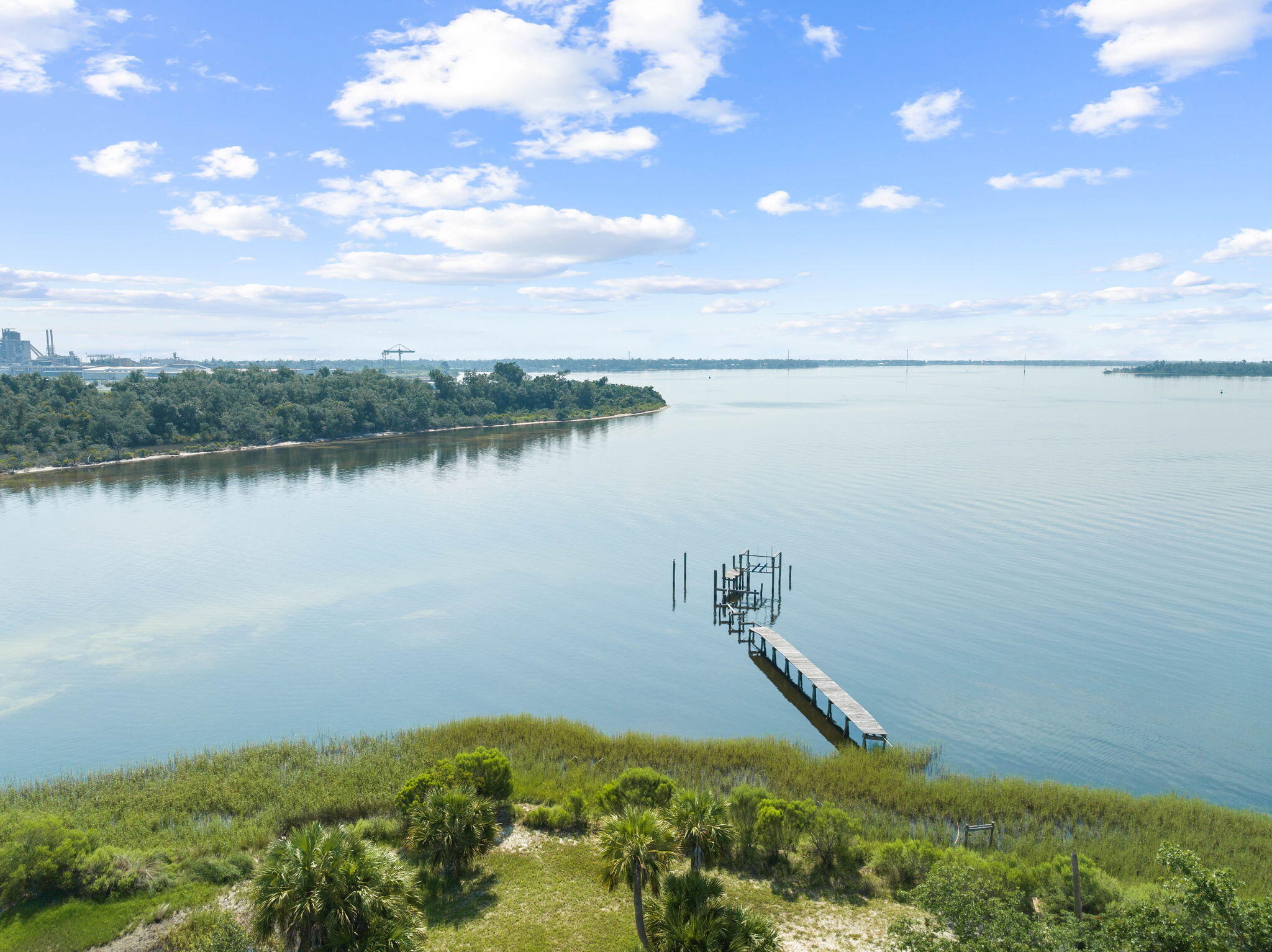 COVE PARK ADDN - Land