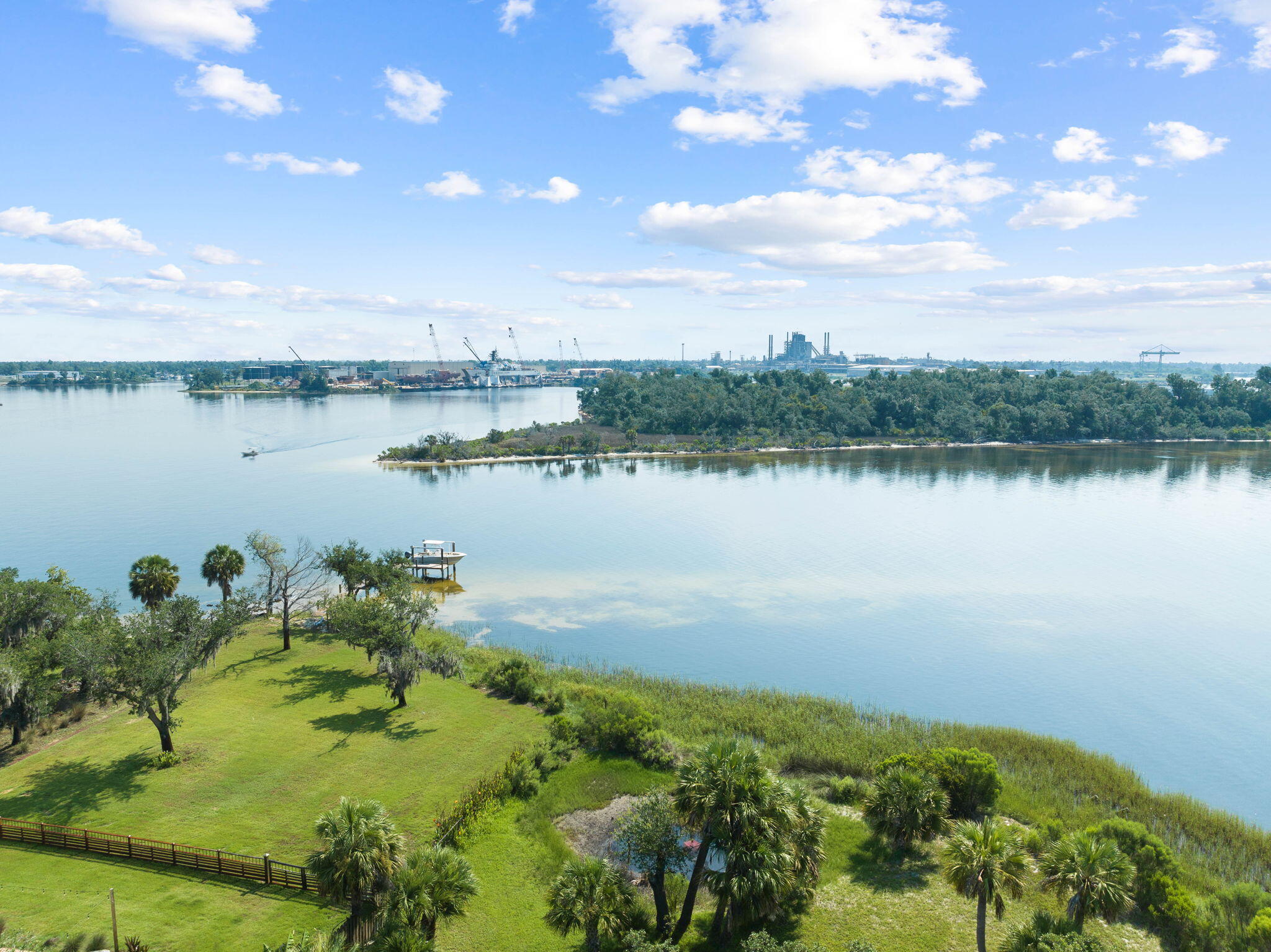 COVE PARK ADDN - Land