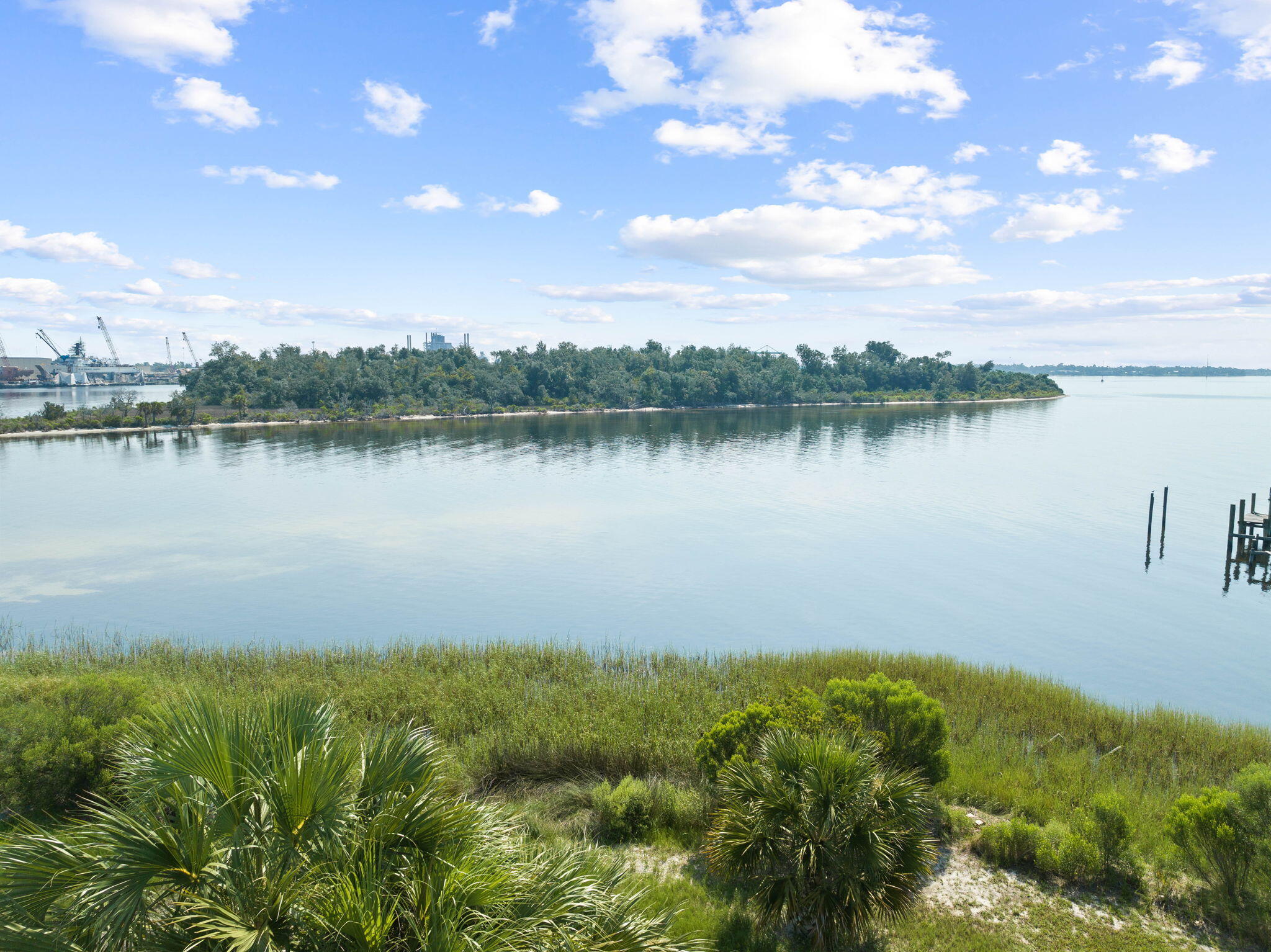 COVE PARK ADDN - Land